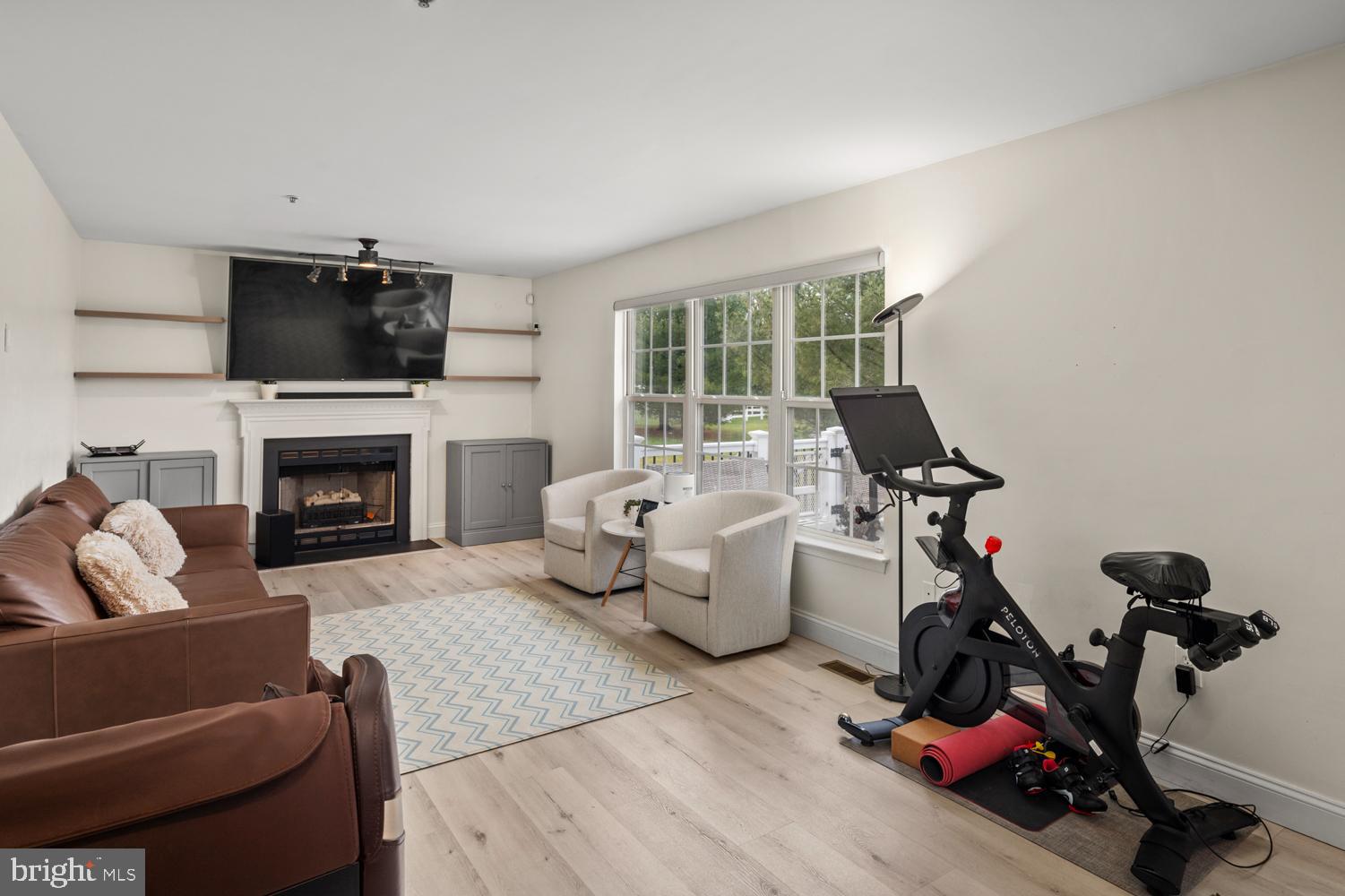 STEWARTS LANDING - Residential