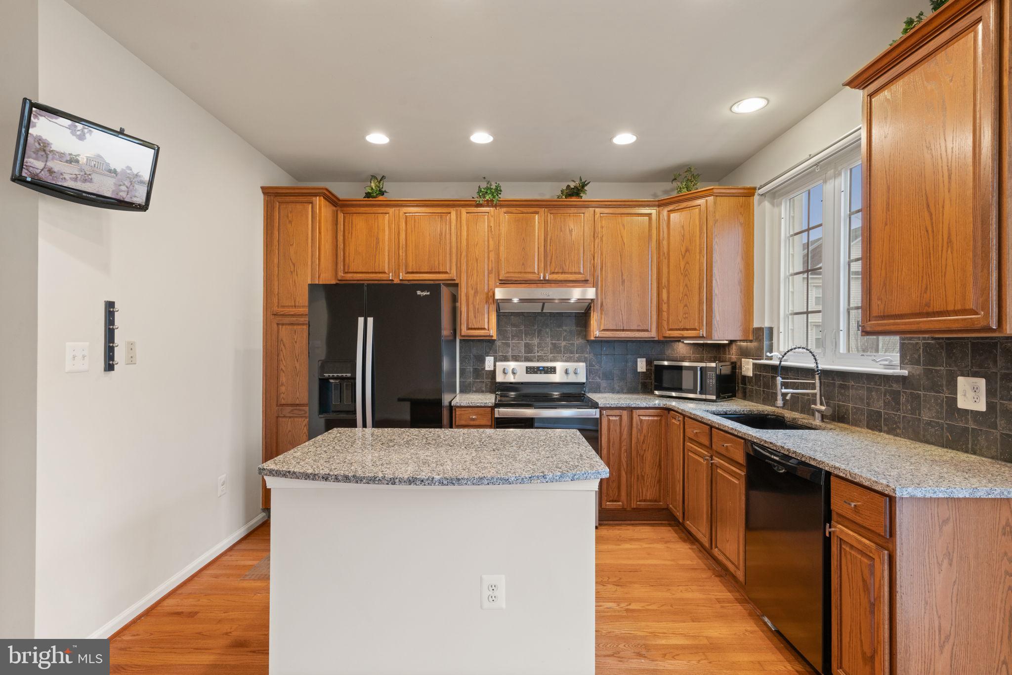 VILLAGE PLACE AT GAINESVILLE - Residential Lease