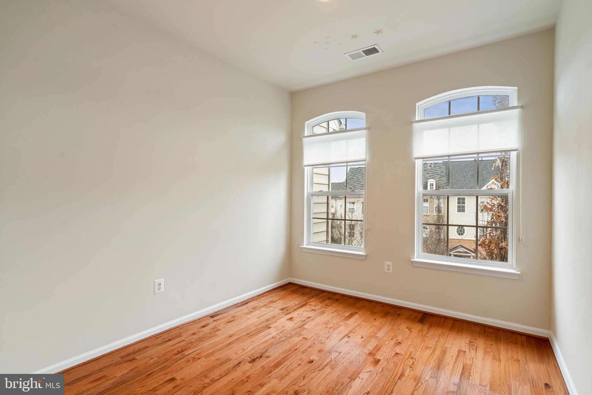 VILLAGE PLACE AT GAINESVILLE - Residential Lease