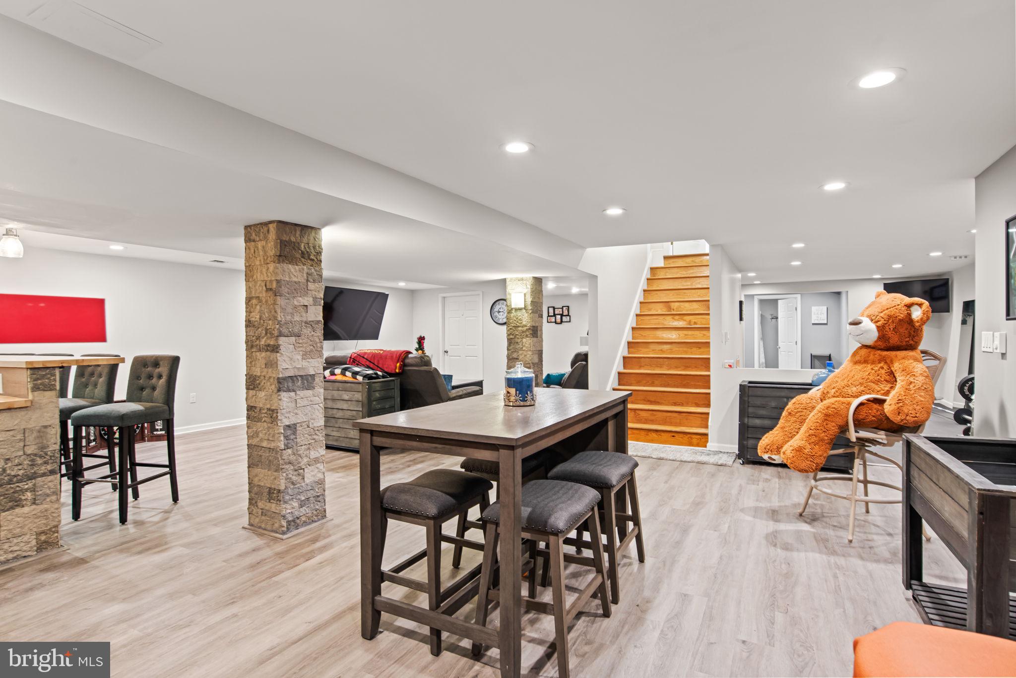 HEPPLEWHITE ESTATES - Residential