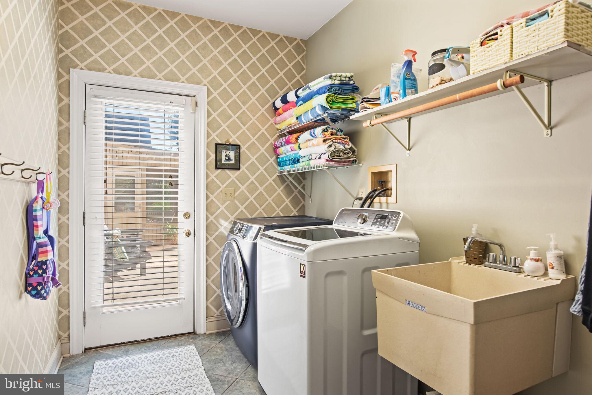 HEPPLEWHITE ESTATES - Residential