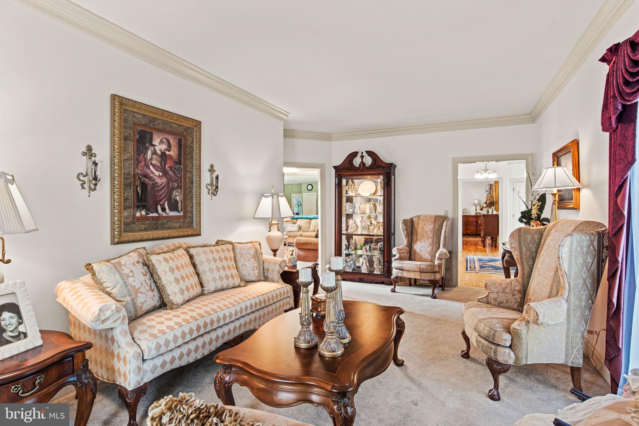 HEPPLEWHITE ESTATES - Residential