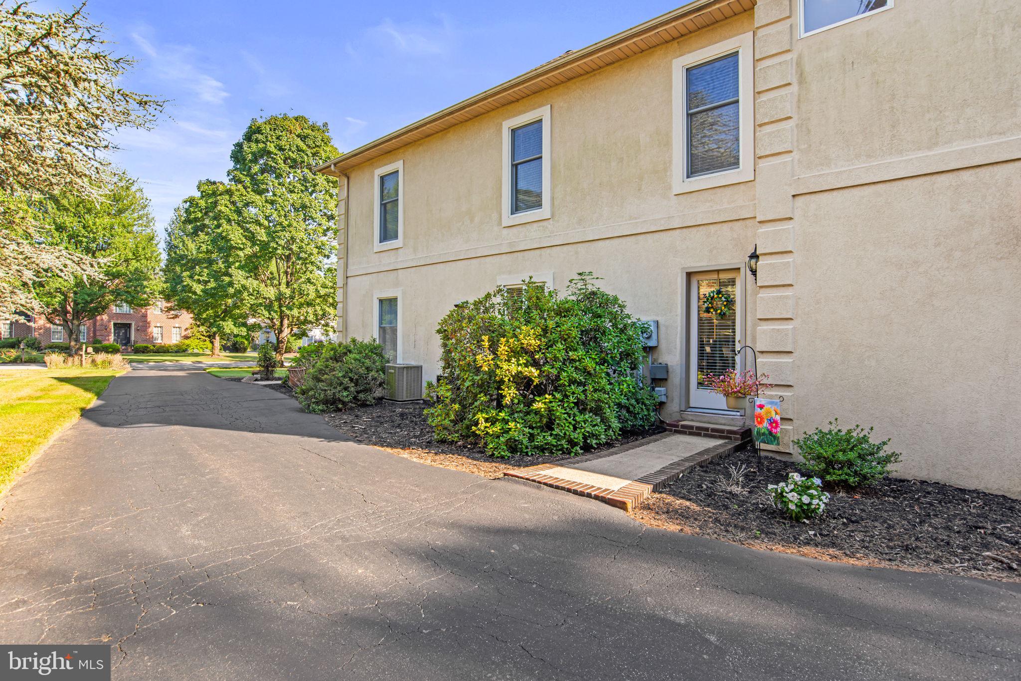 HEPPLEWHITE ESTATES - Residential