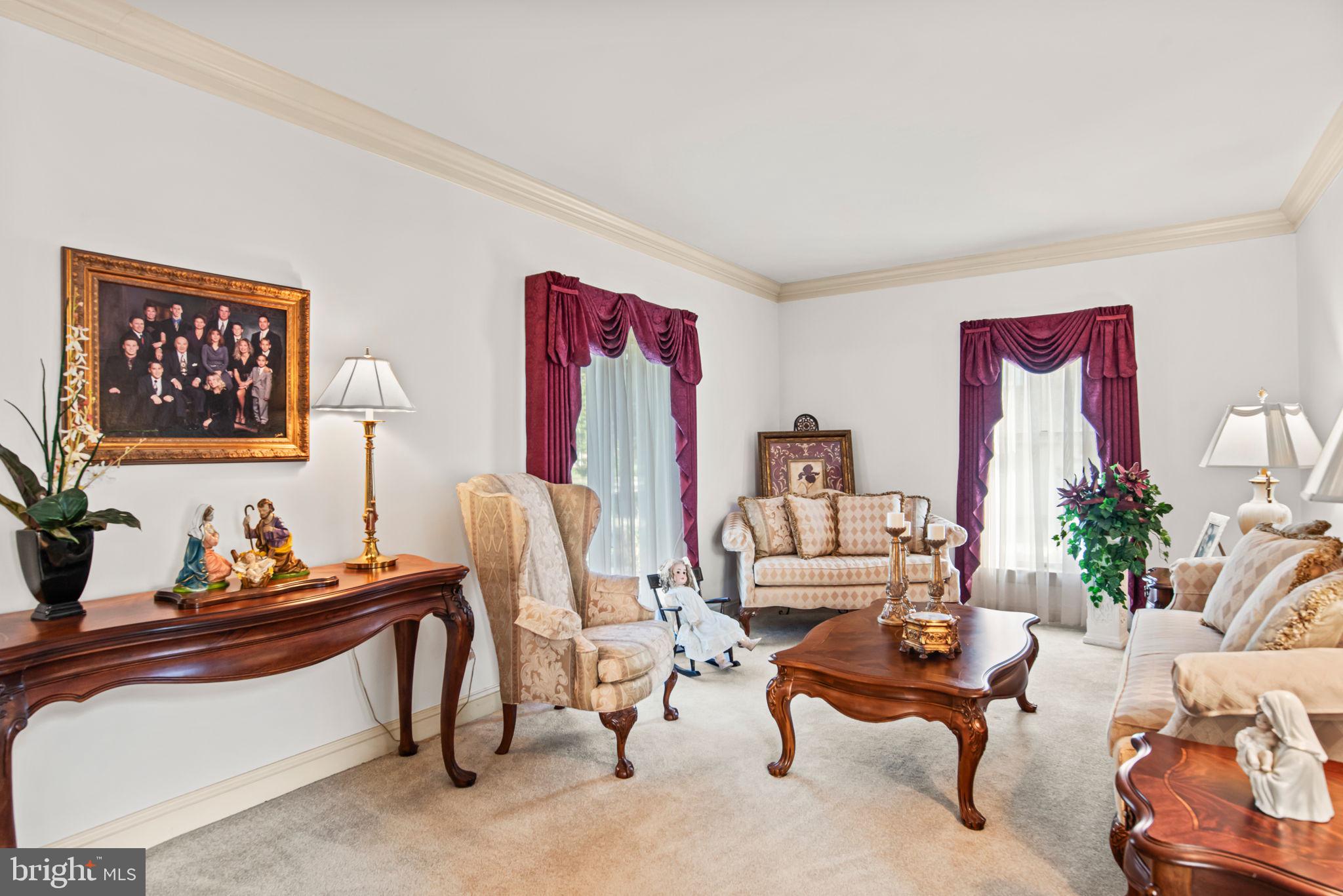 HEPPLEWHITE ESTATES - Residential