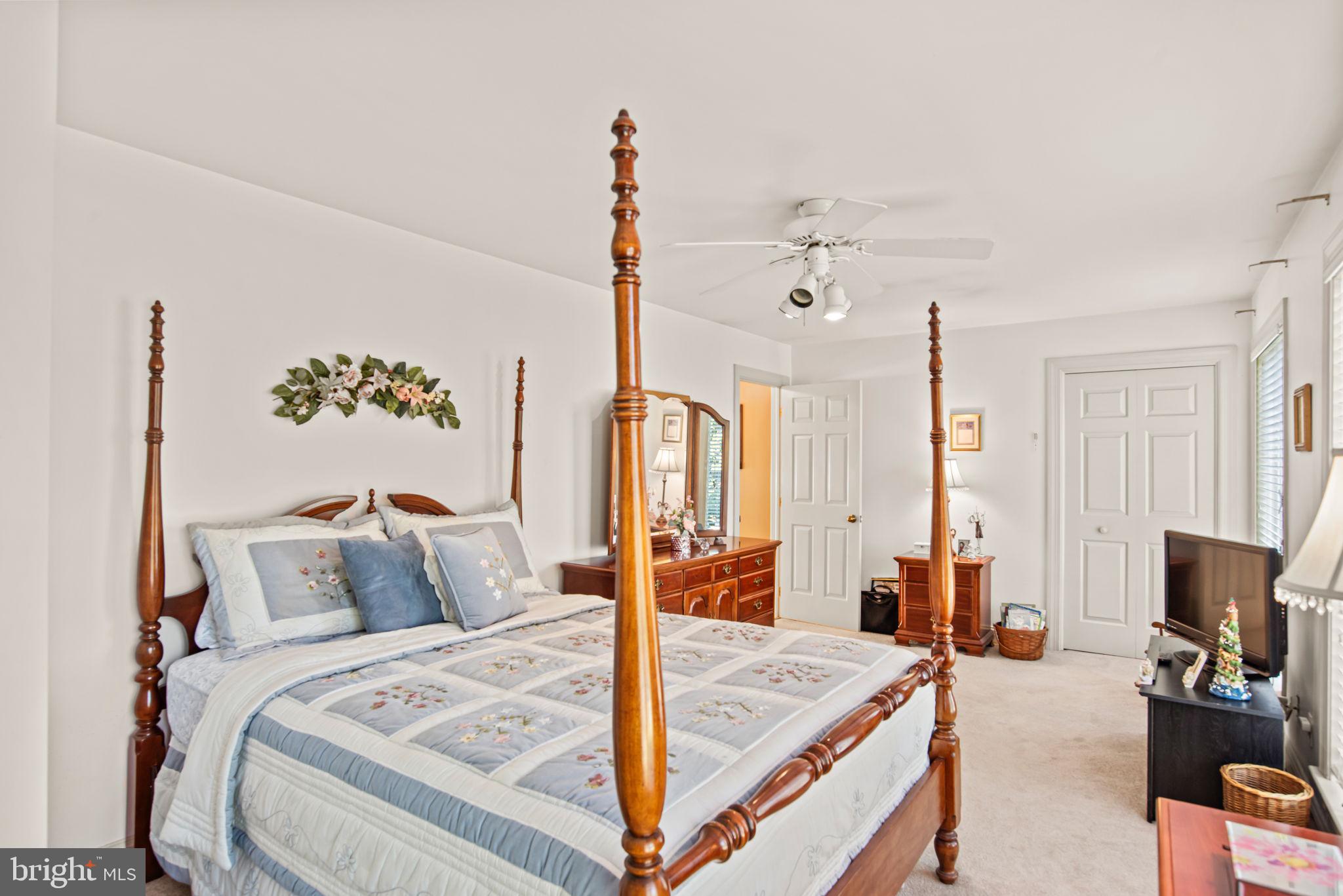 HEPPLEWHITE ESTATES - Residential