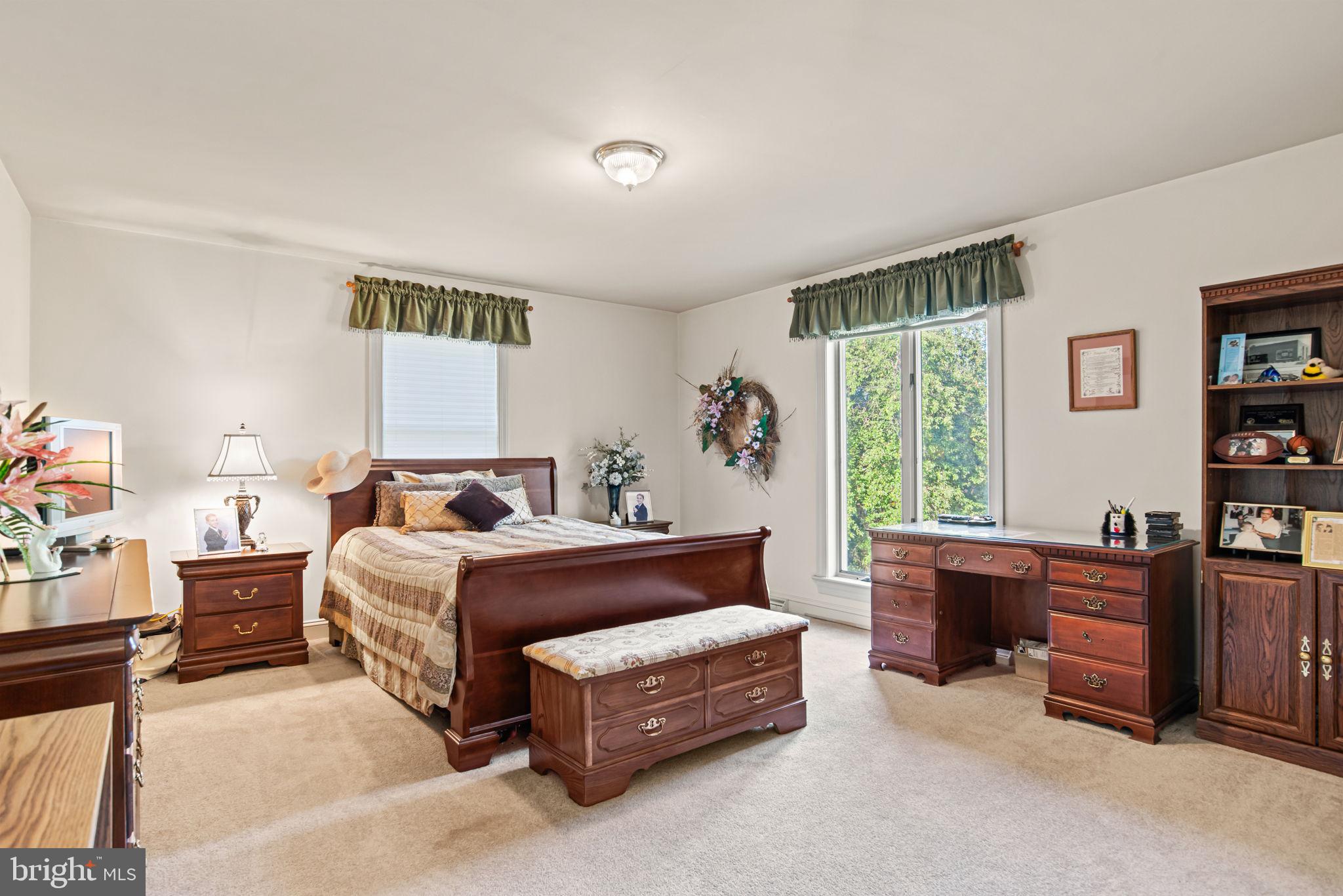 HEPPLEWHITE ESTATES - Residential