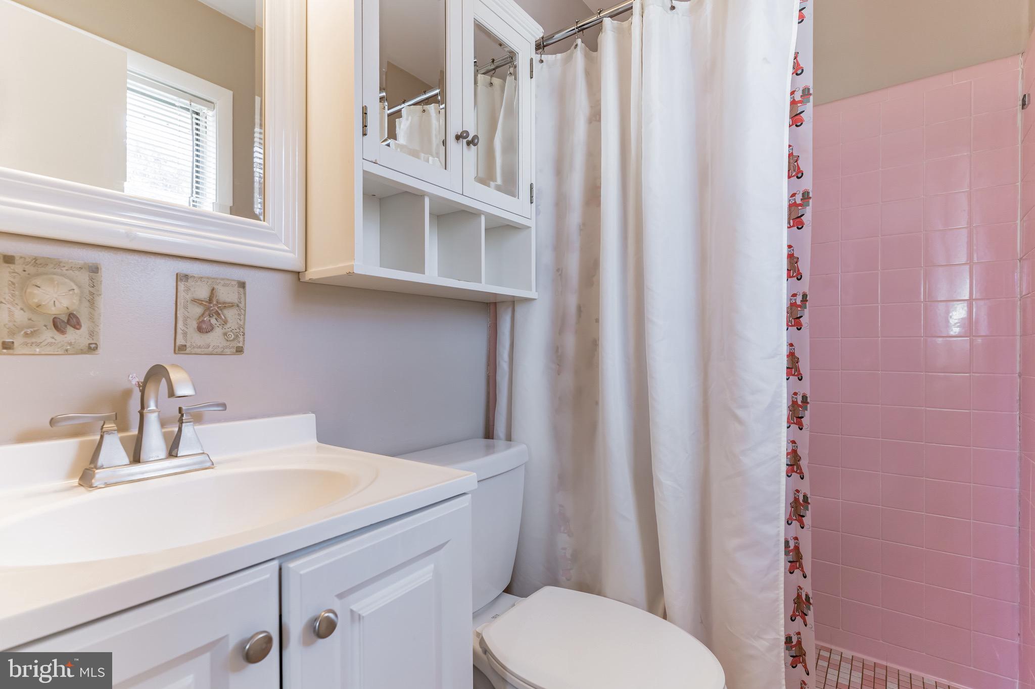 HICKORY HILL - Residential