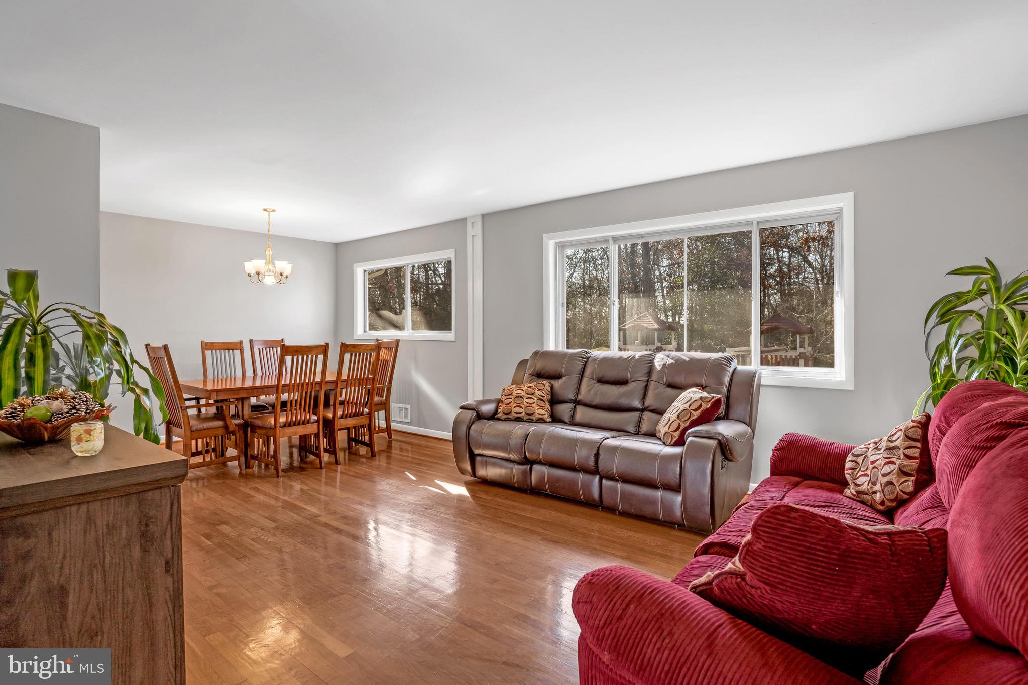 HICKORY HILL - Residential