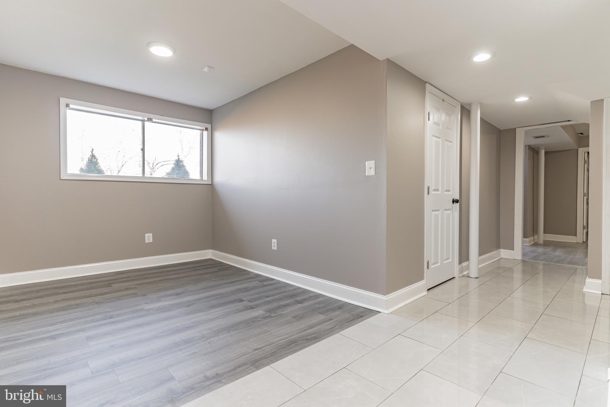 HICKORY HILL - Residential