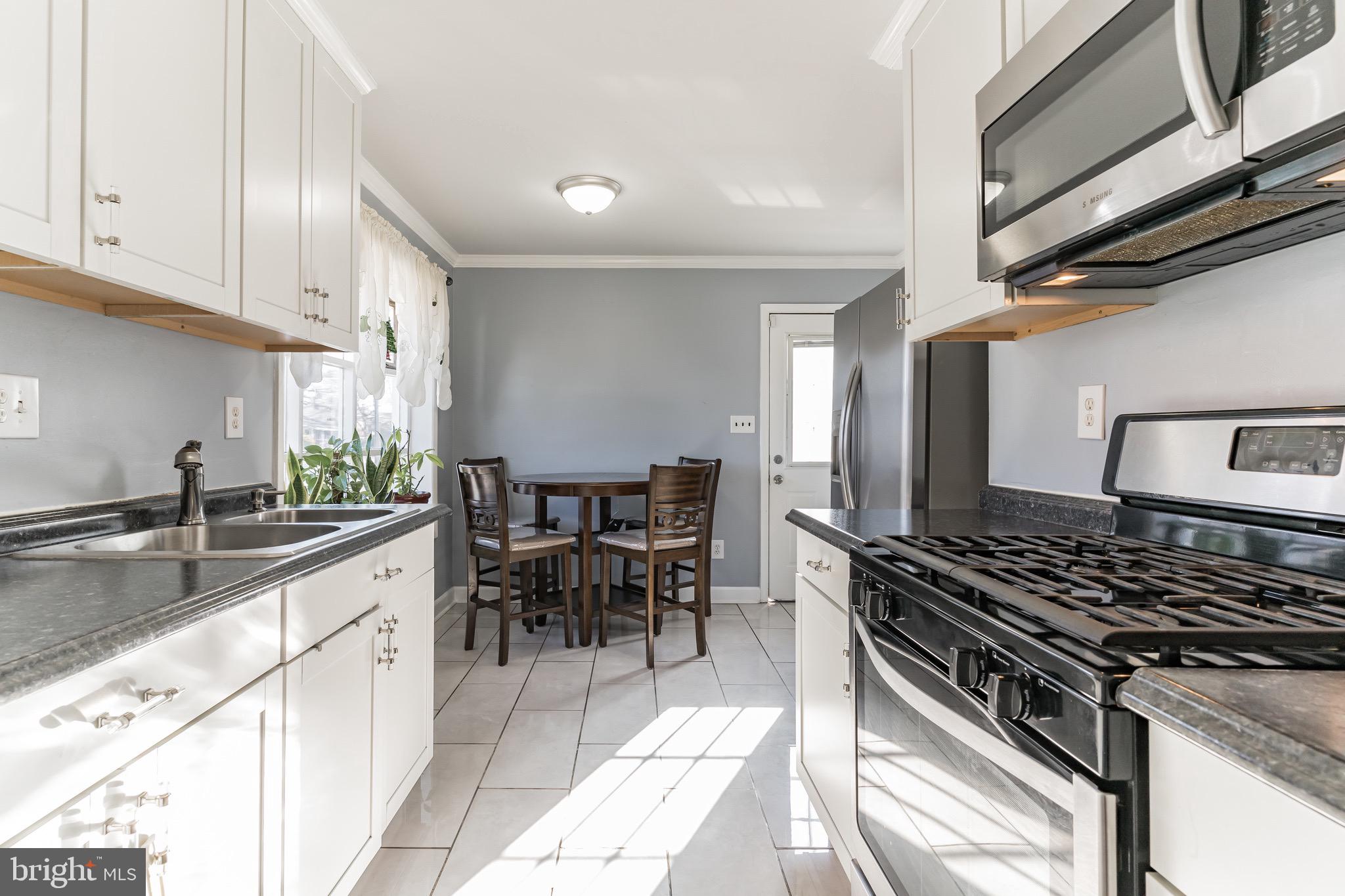 HICKORY HILL - Residential