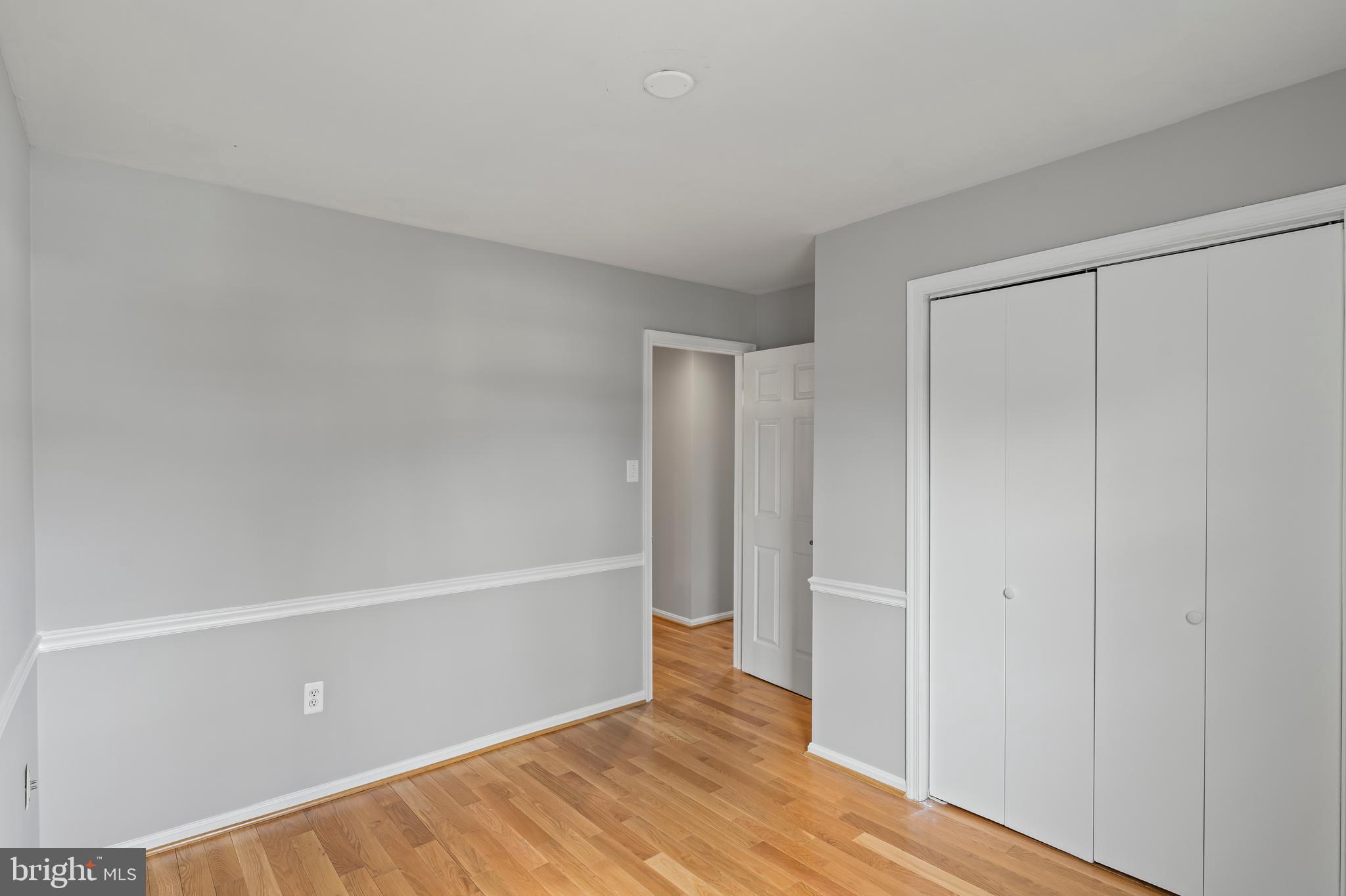 MIDDLERIDGE - Residential