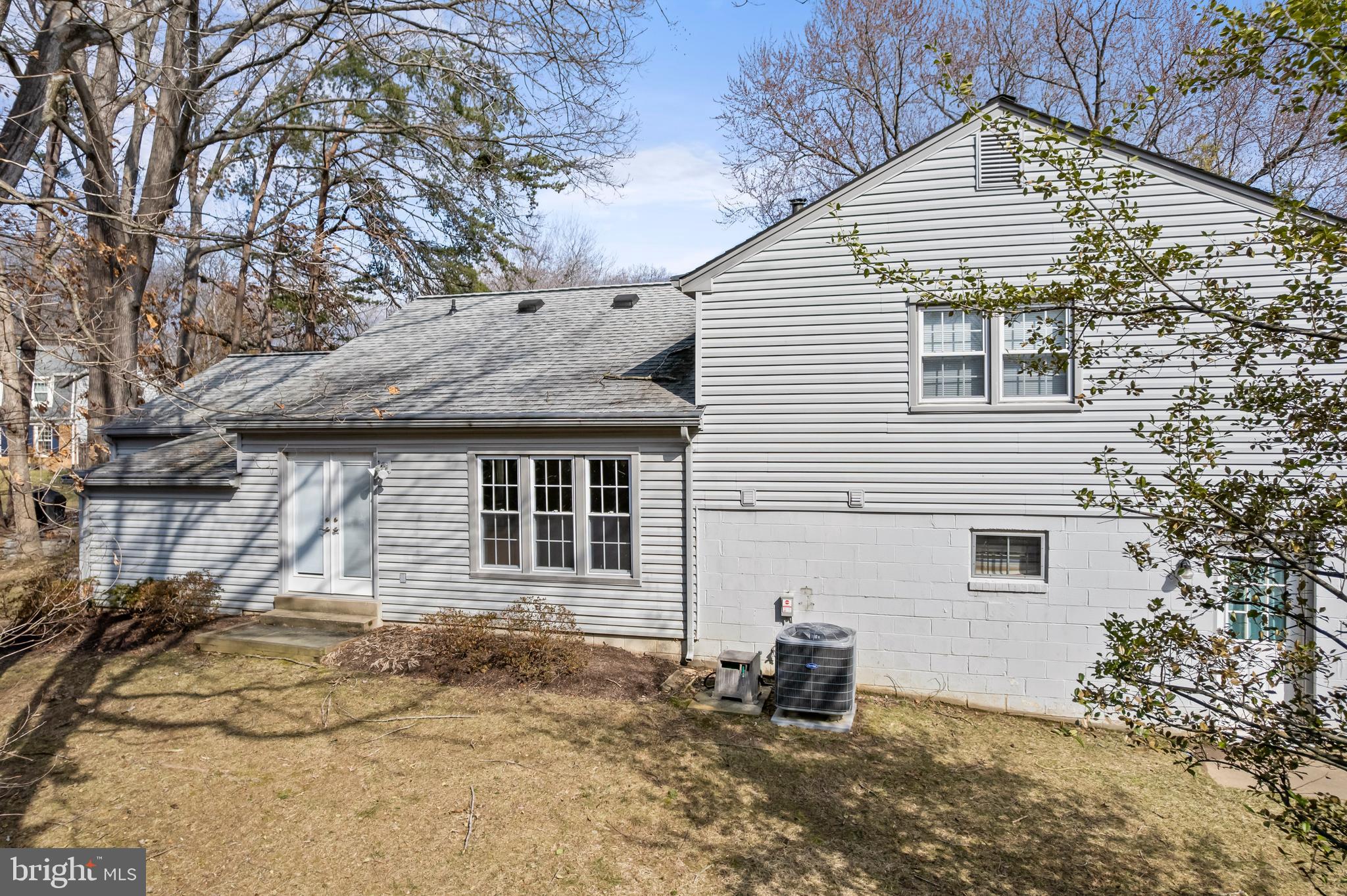 MIDDLERIDGE - Residential