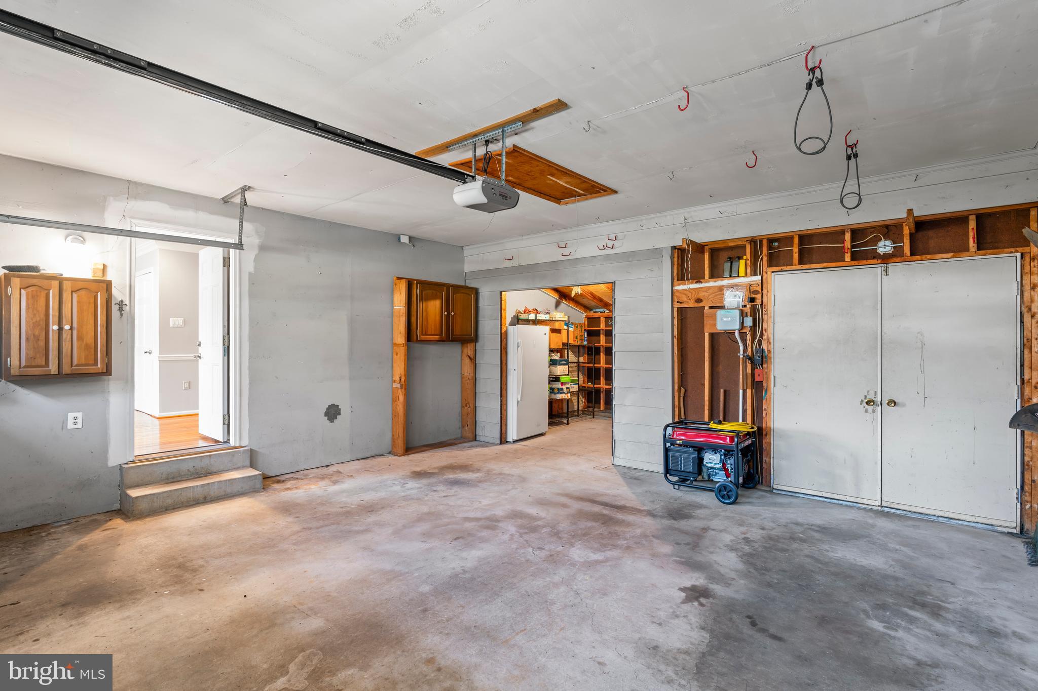 MIDDLERIDGE - Residential