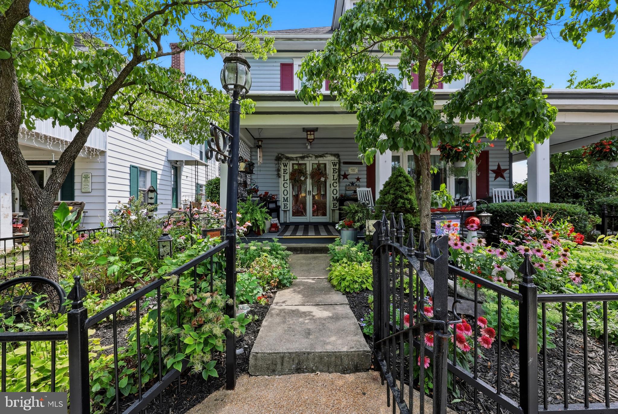 101 E MAPLE STREET