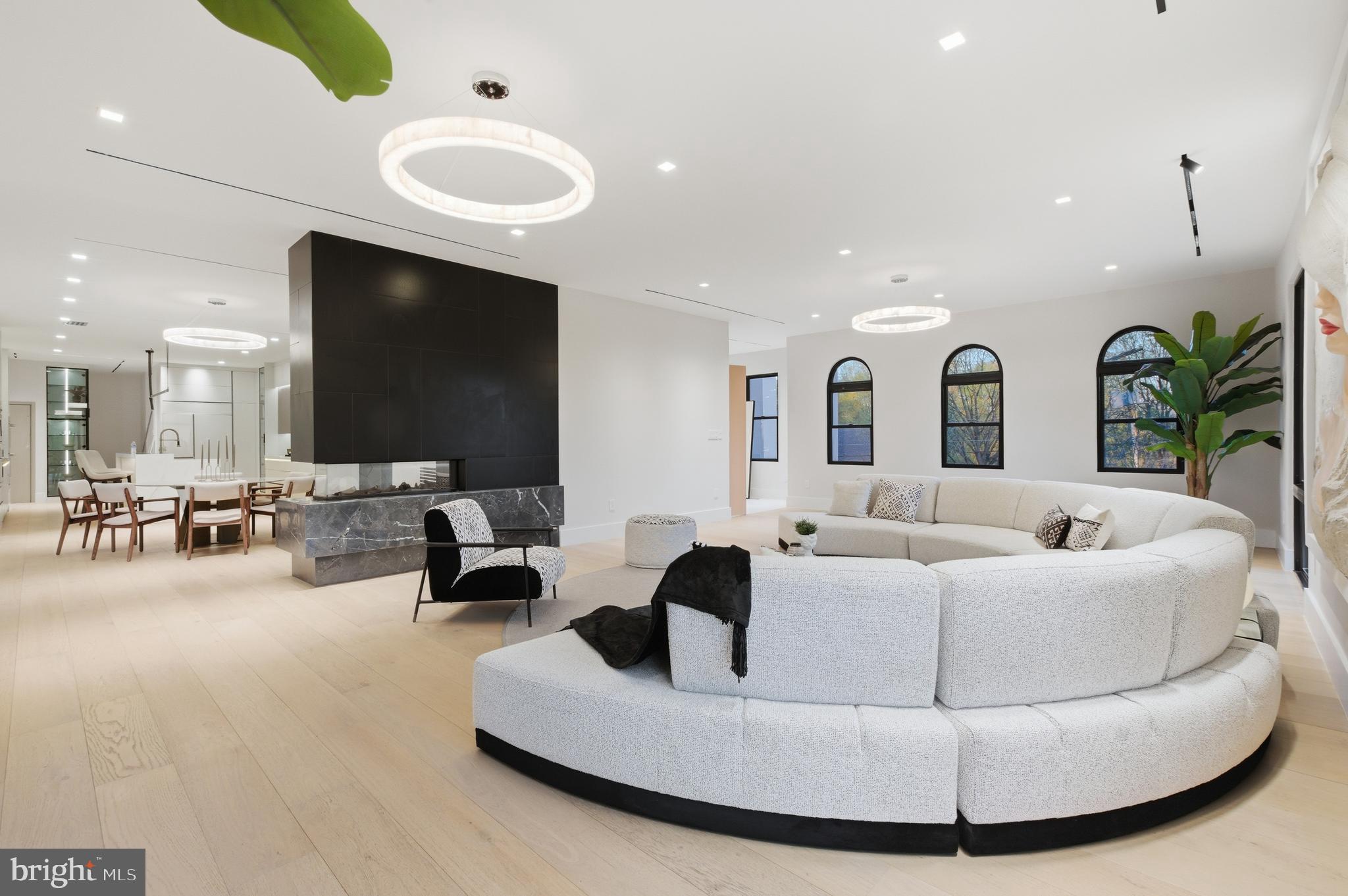 BASIL COURT - Residential