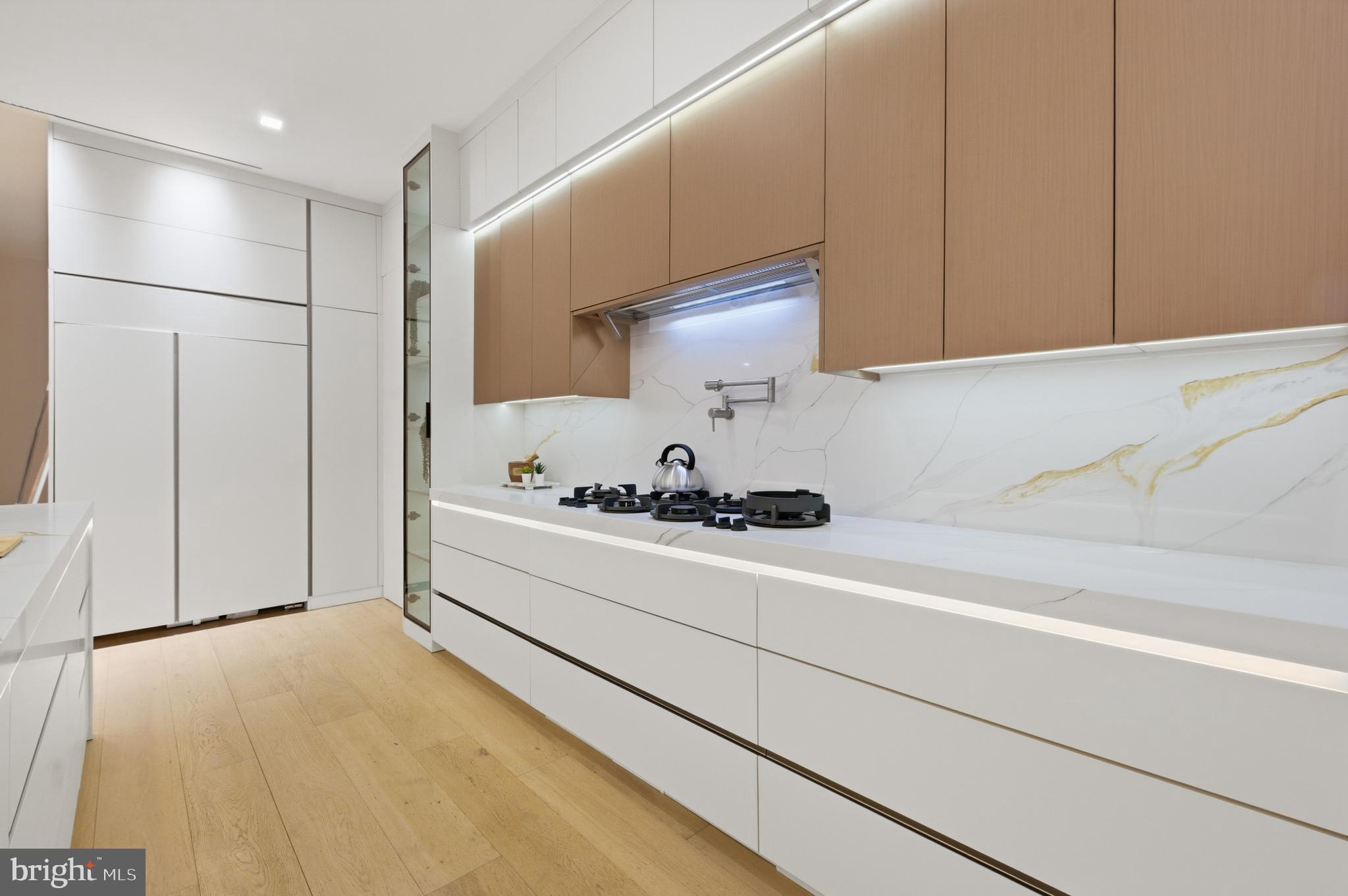 BASIL COURT - Residential