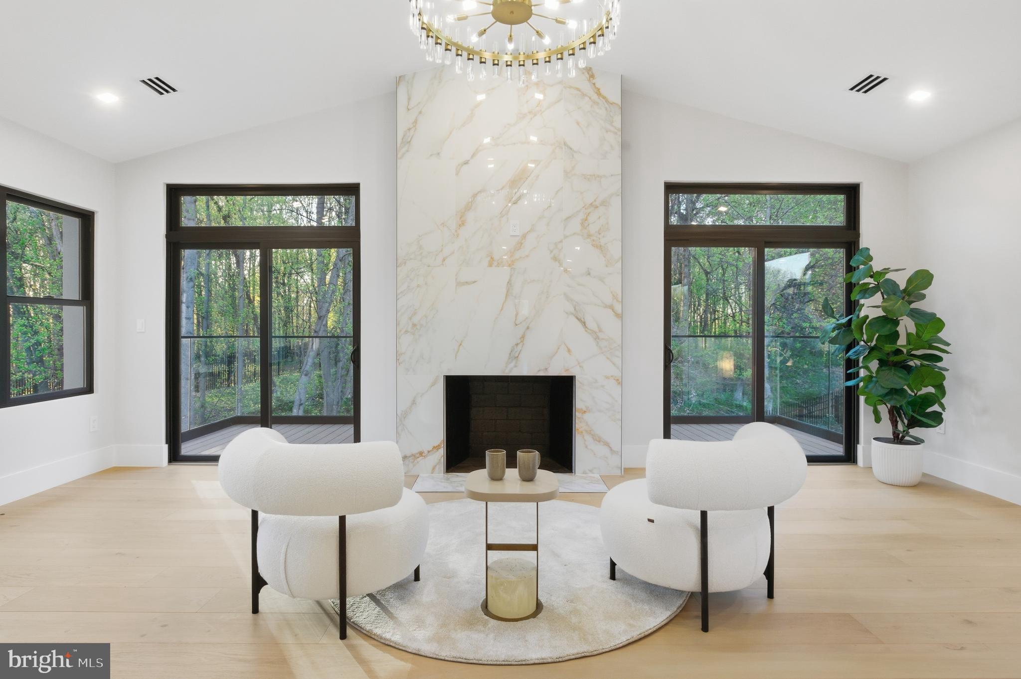 BASIL COURT - Residential