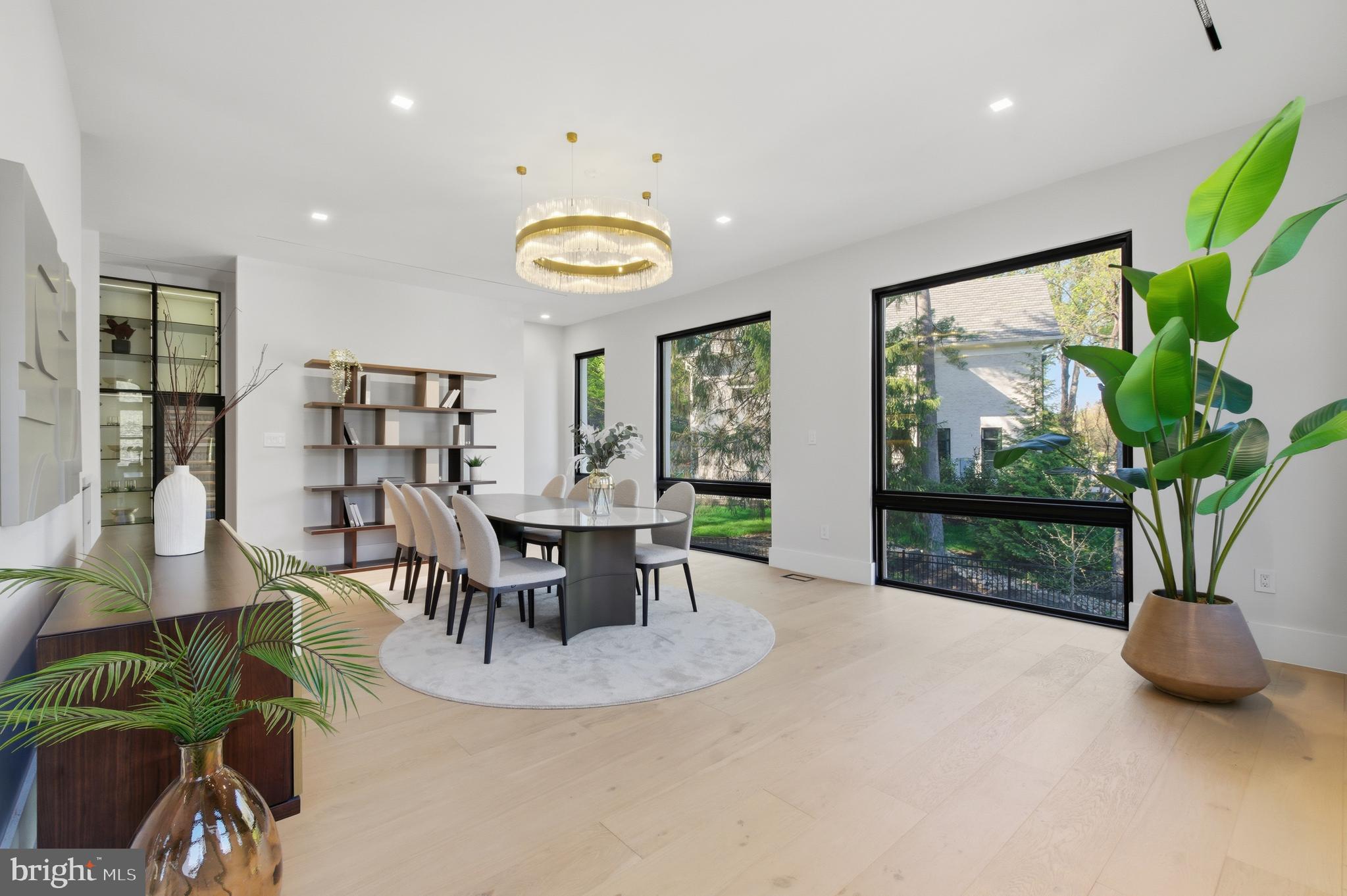 BASIL COURT - Residential