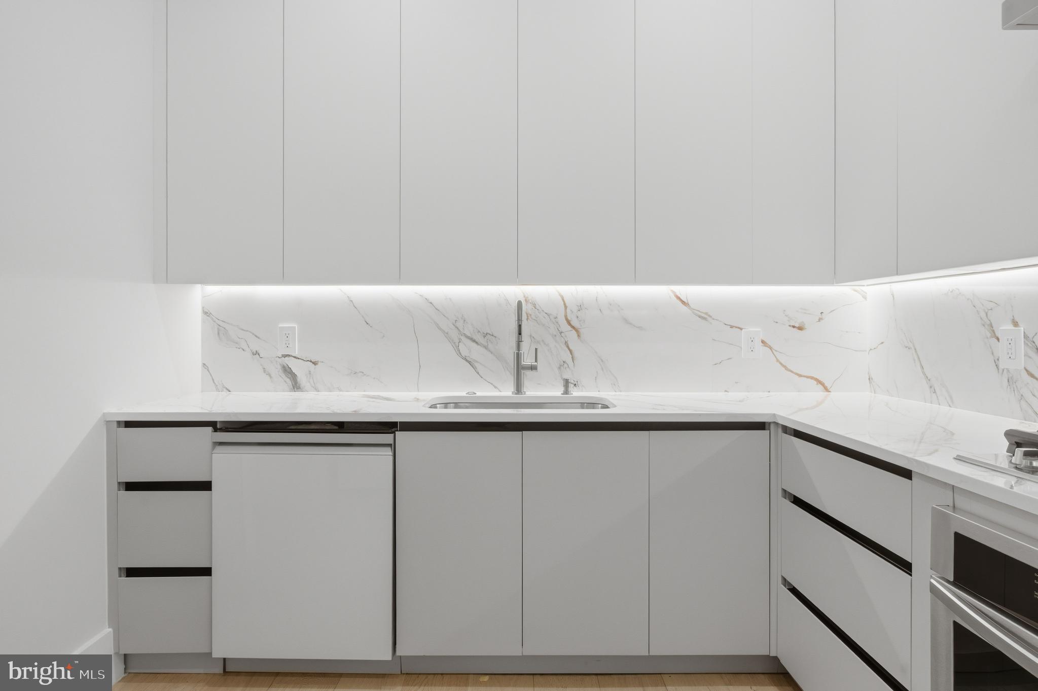 BASIL COURT - Residential