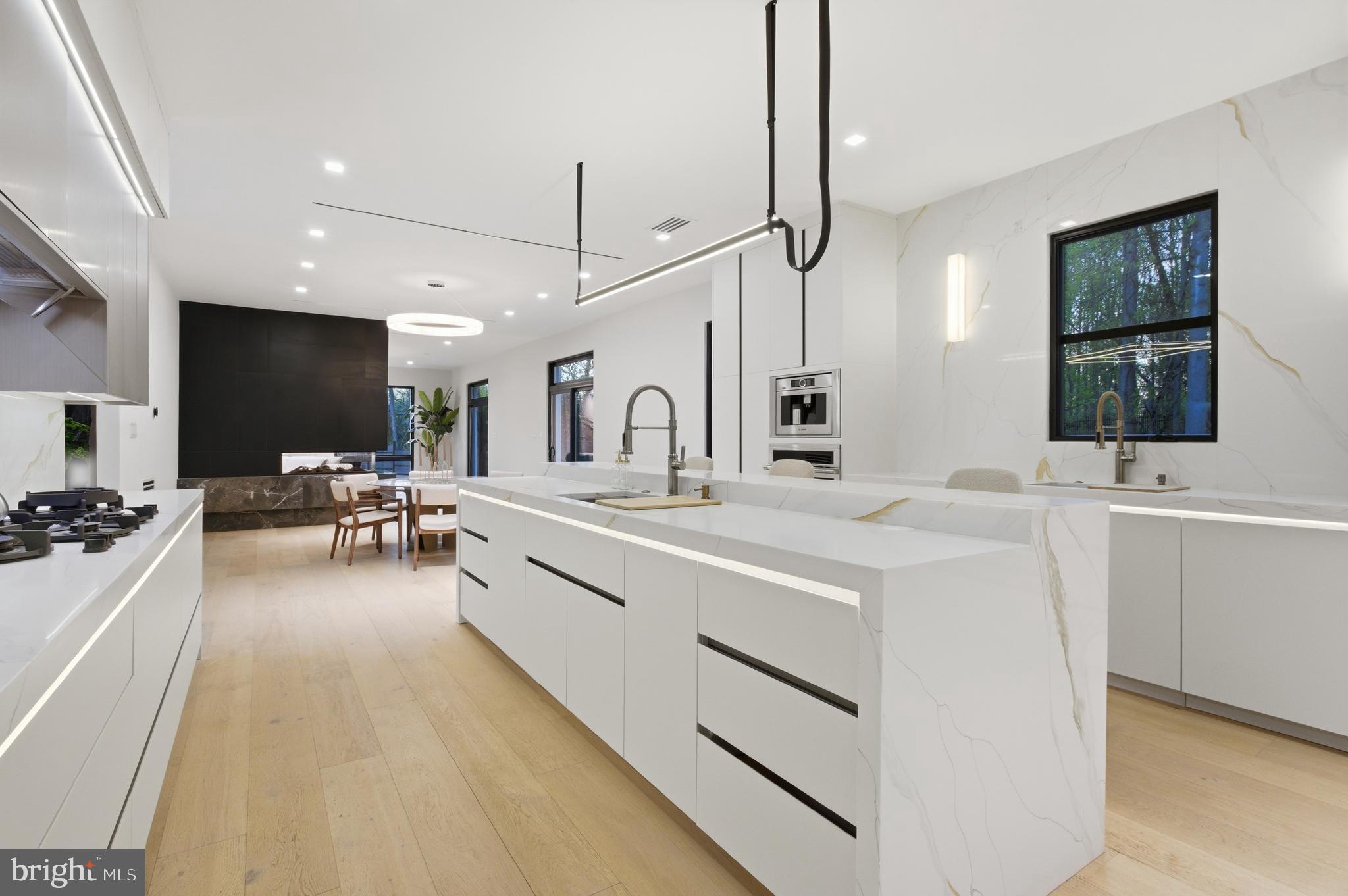 BASIL COURT - Residential