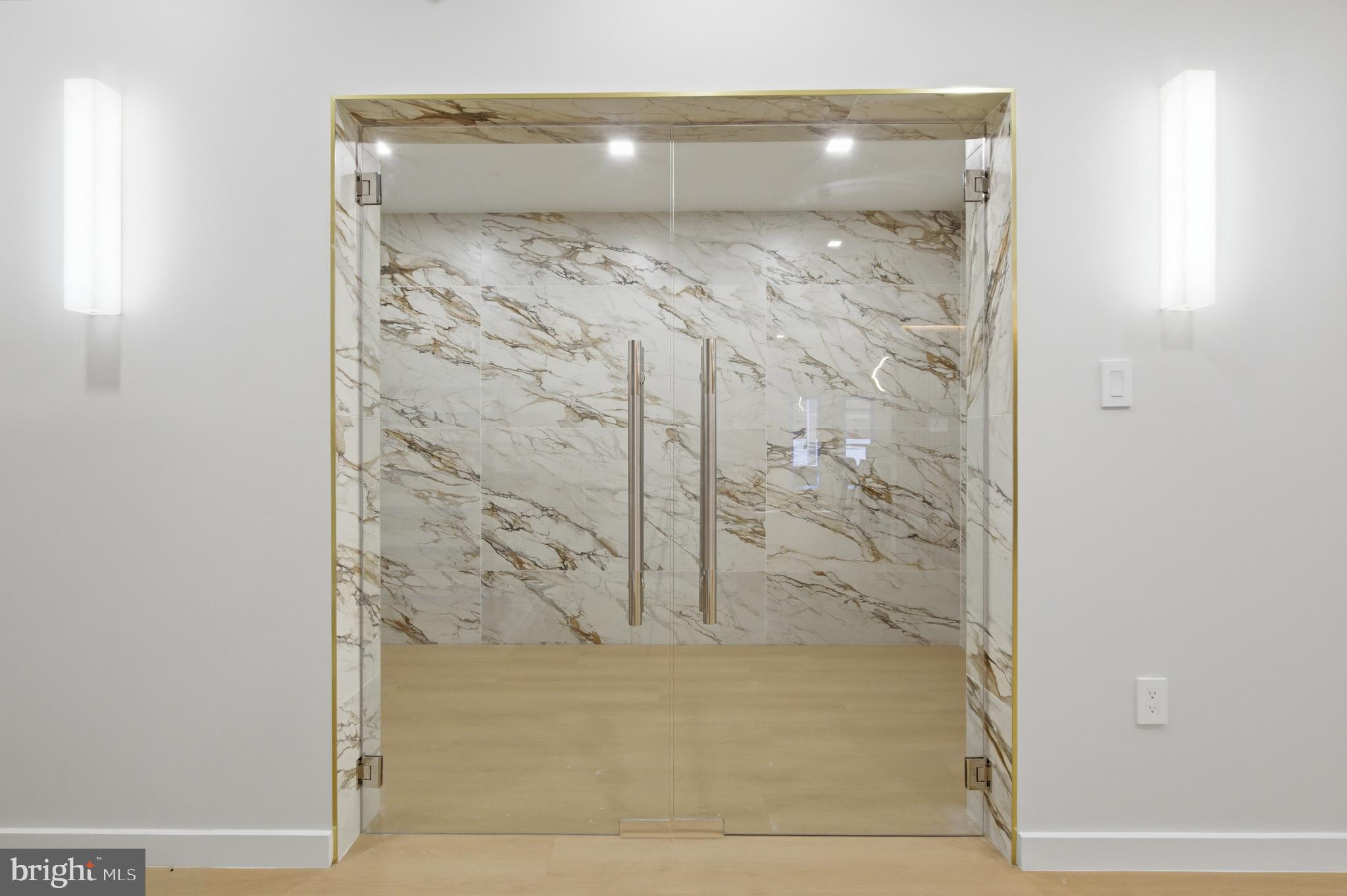 BASIL COURT - Residential