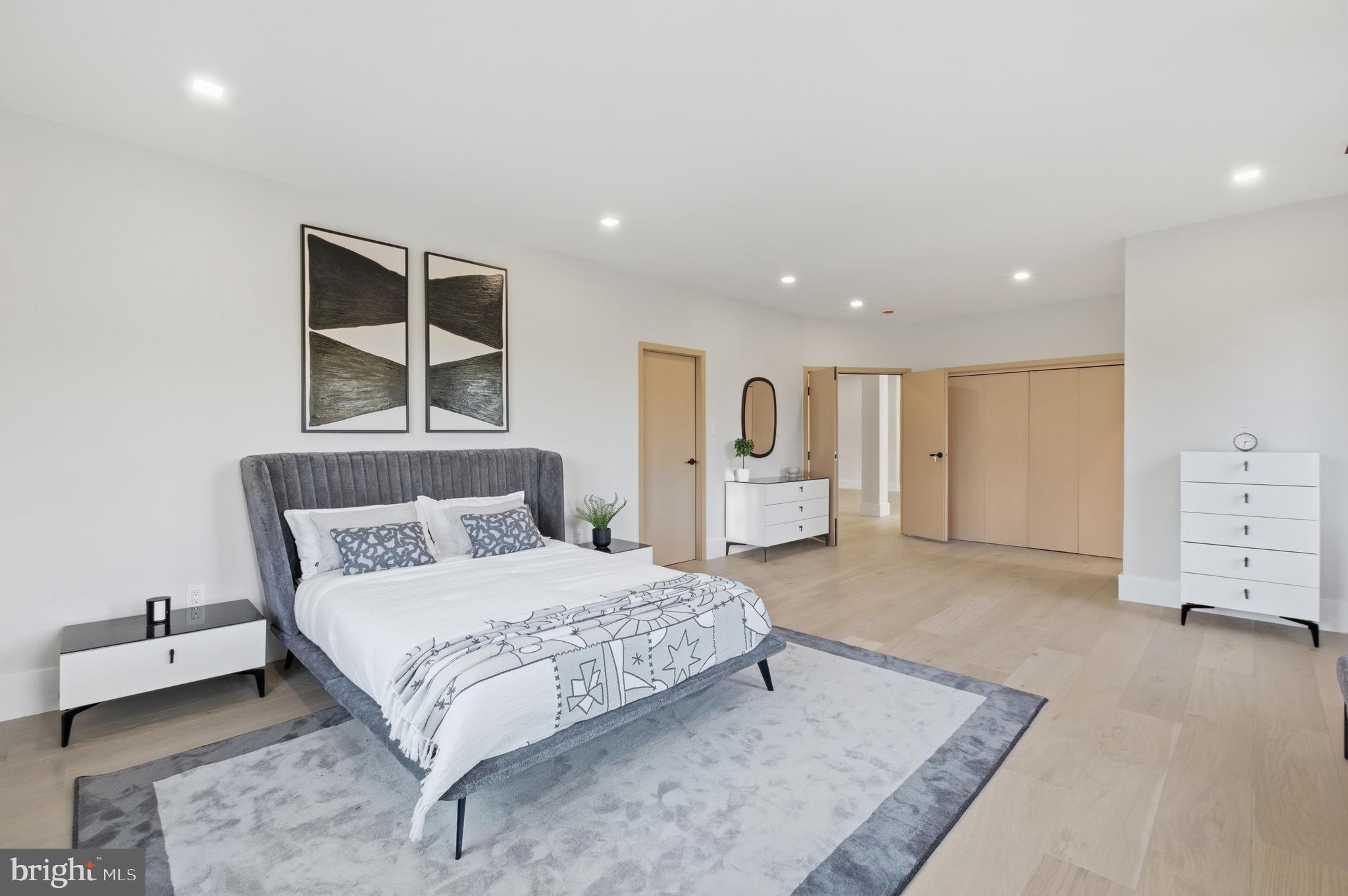 BASIL COURT - Residential