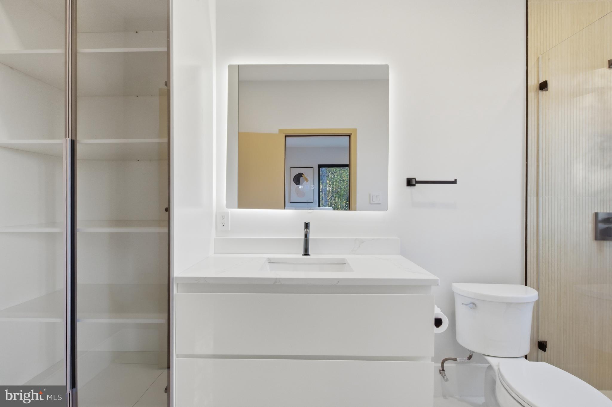 BASIL COURT - Residential