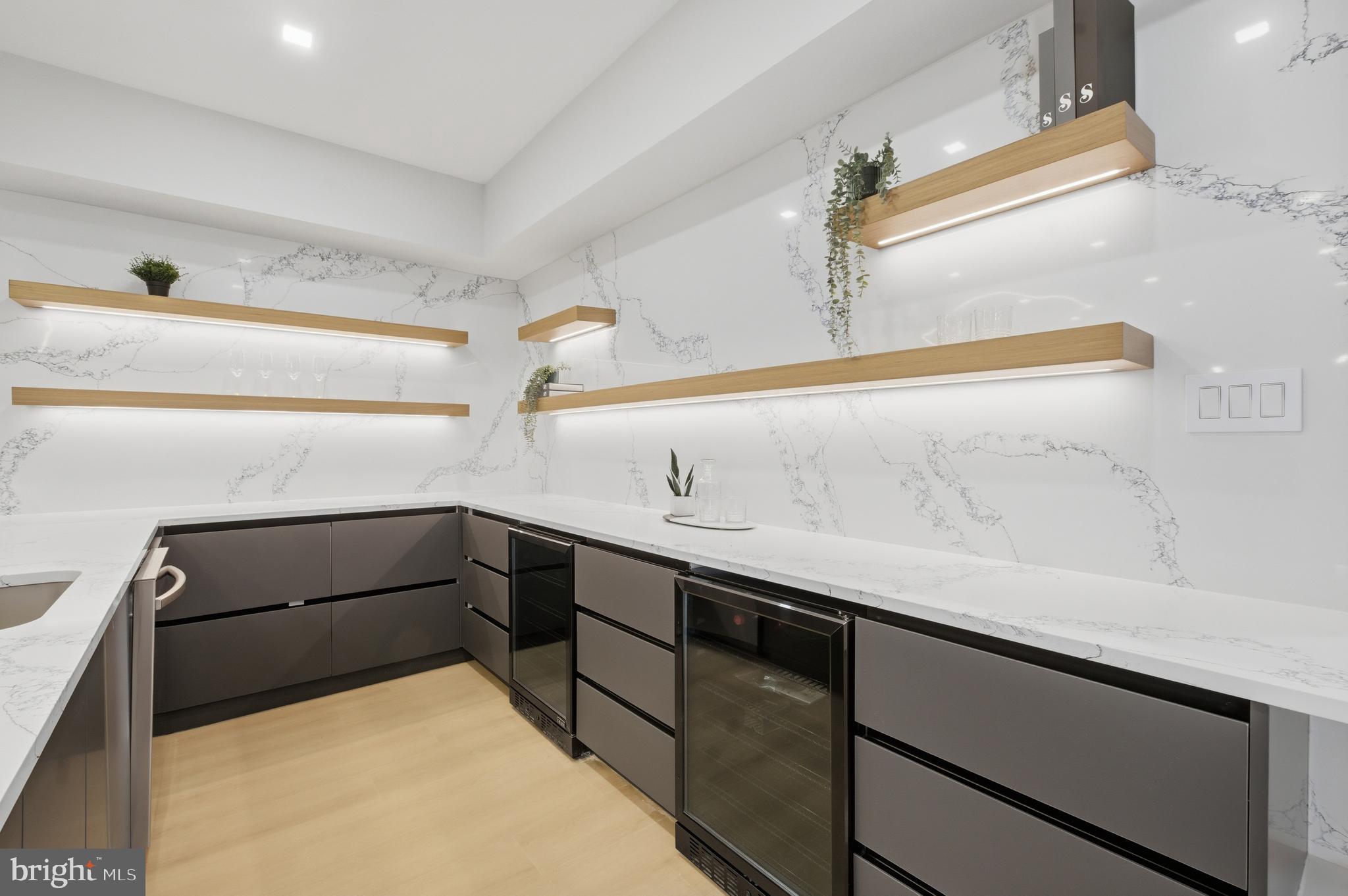 BASIL COURT - Residential