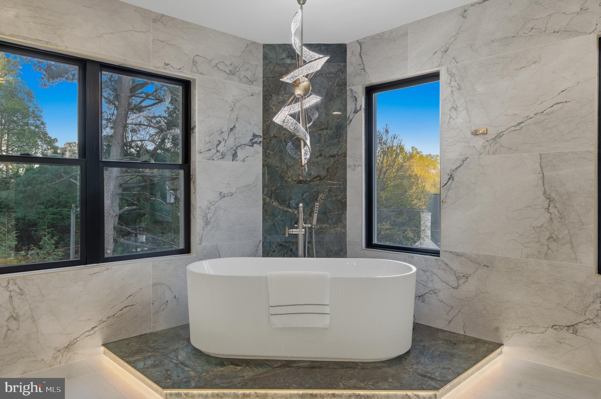 BASIL COURT - Residential