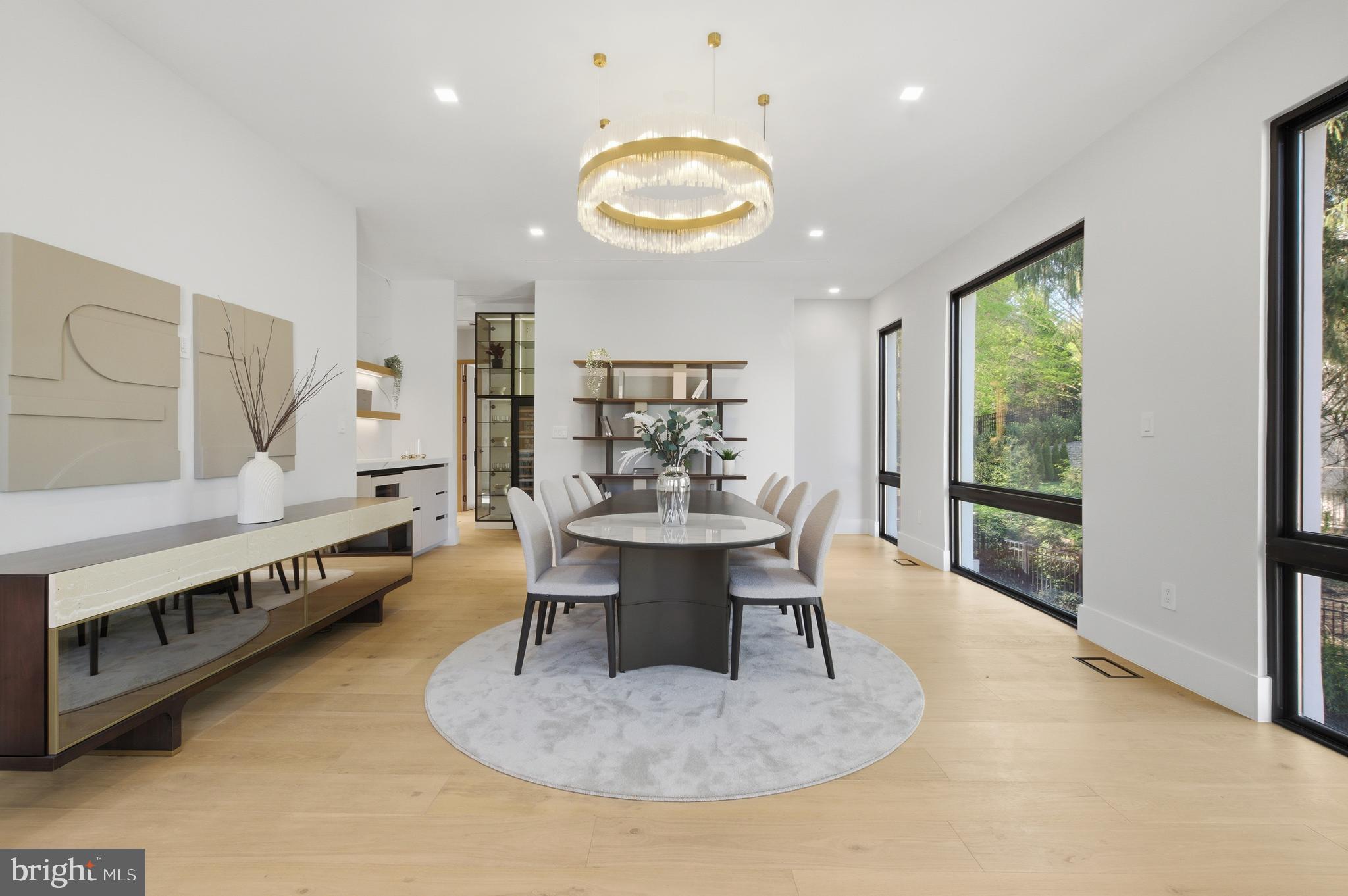 BASIL COURT - Residential