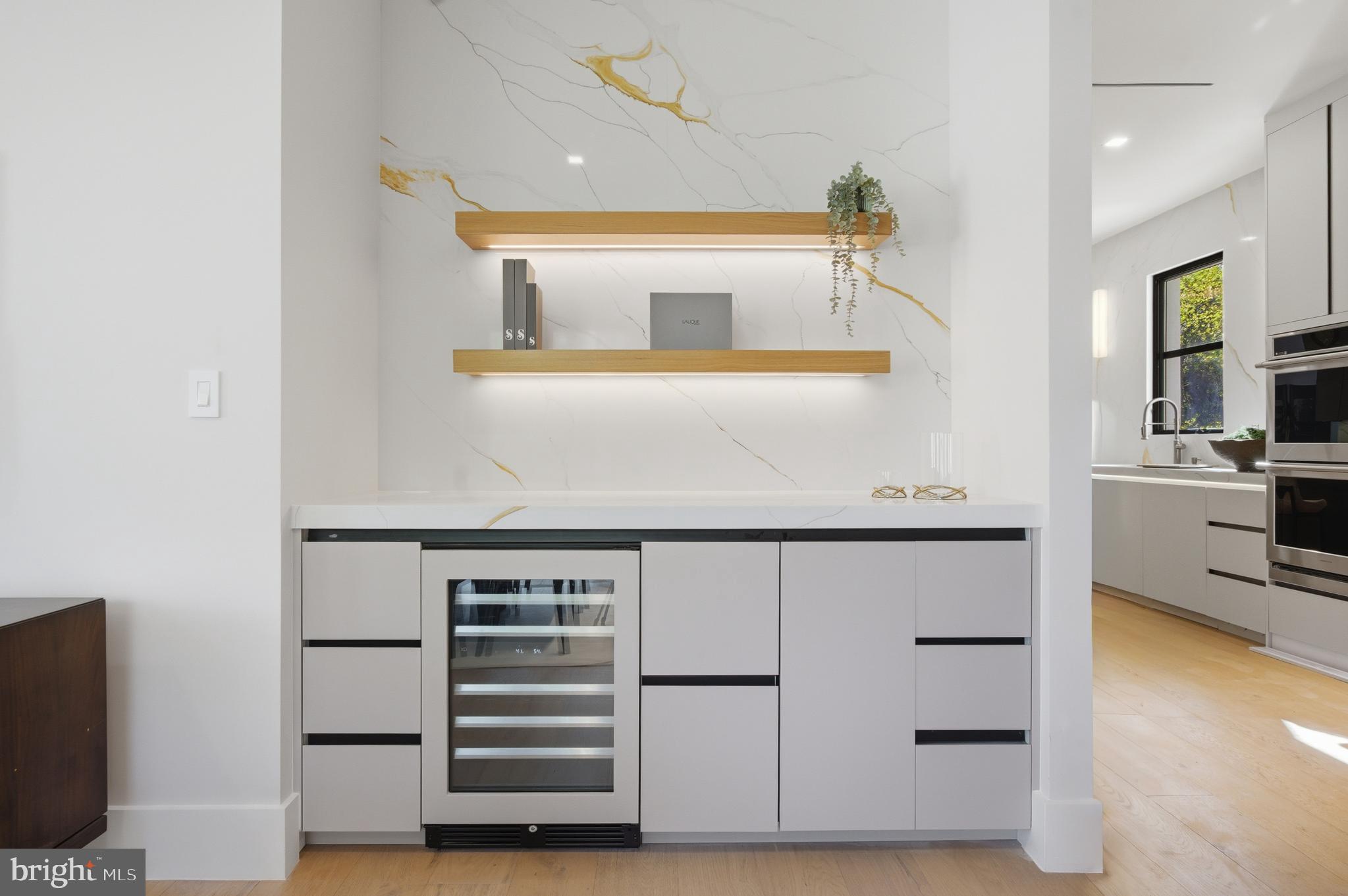 BASIL COURT - Residential