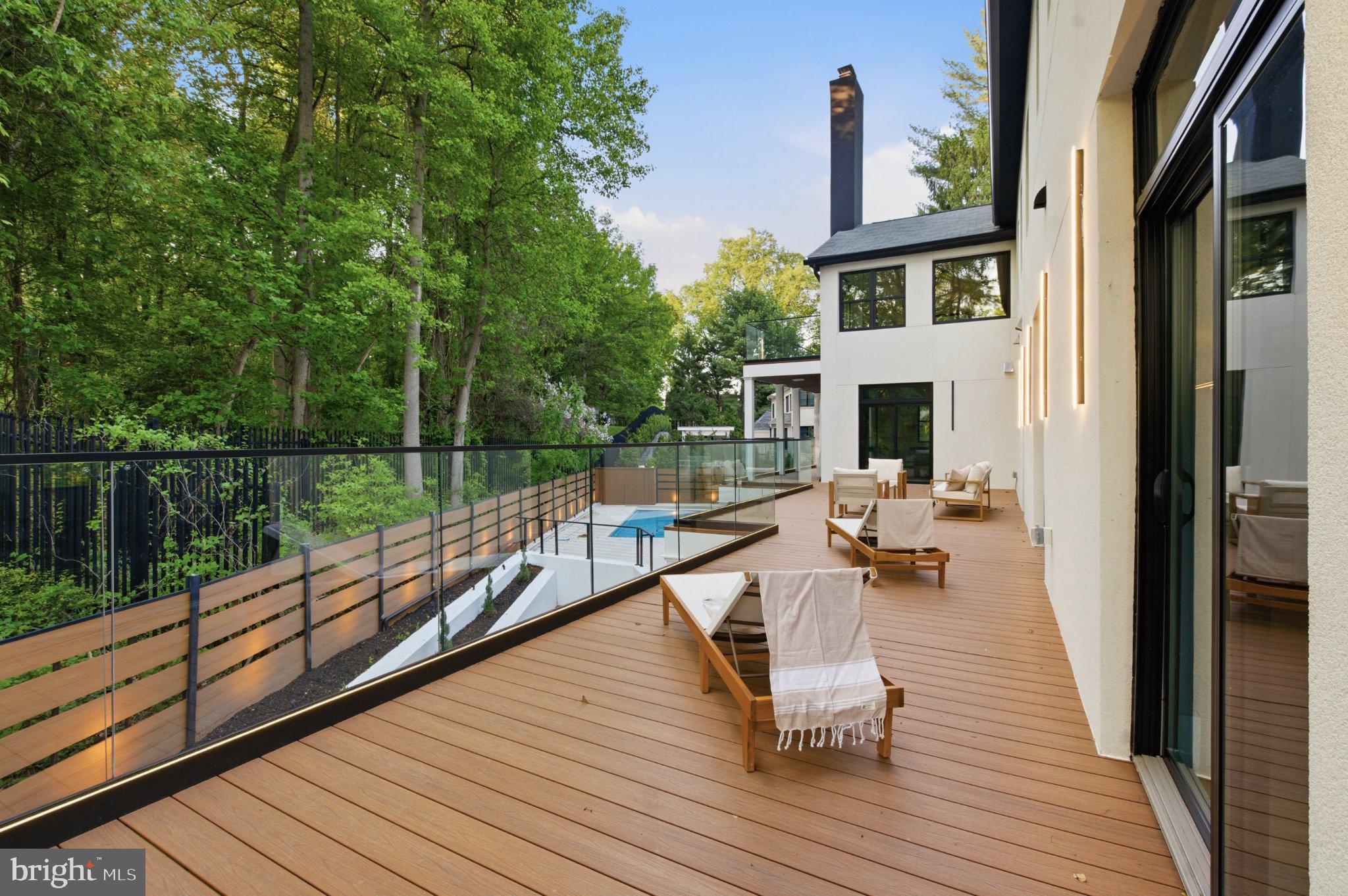 BASIL COURT - Residential