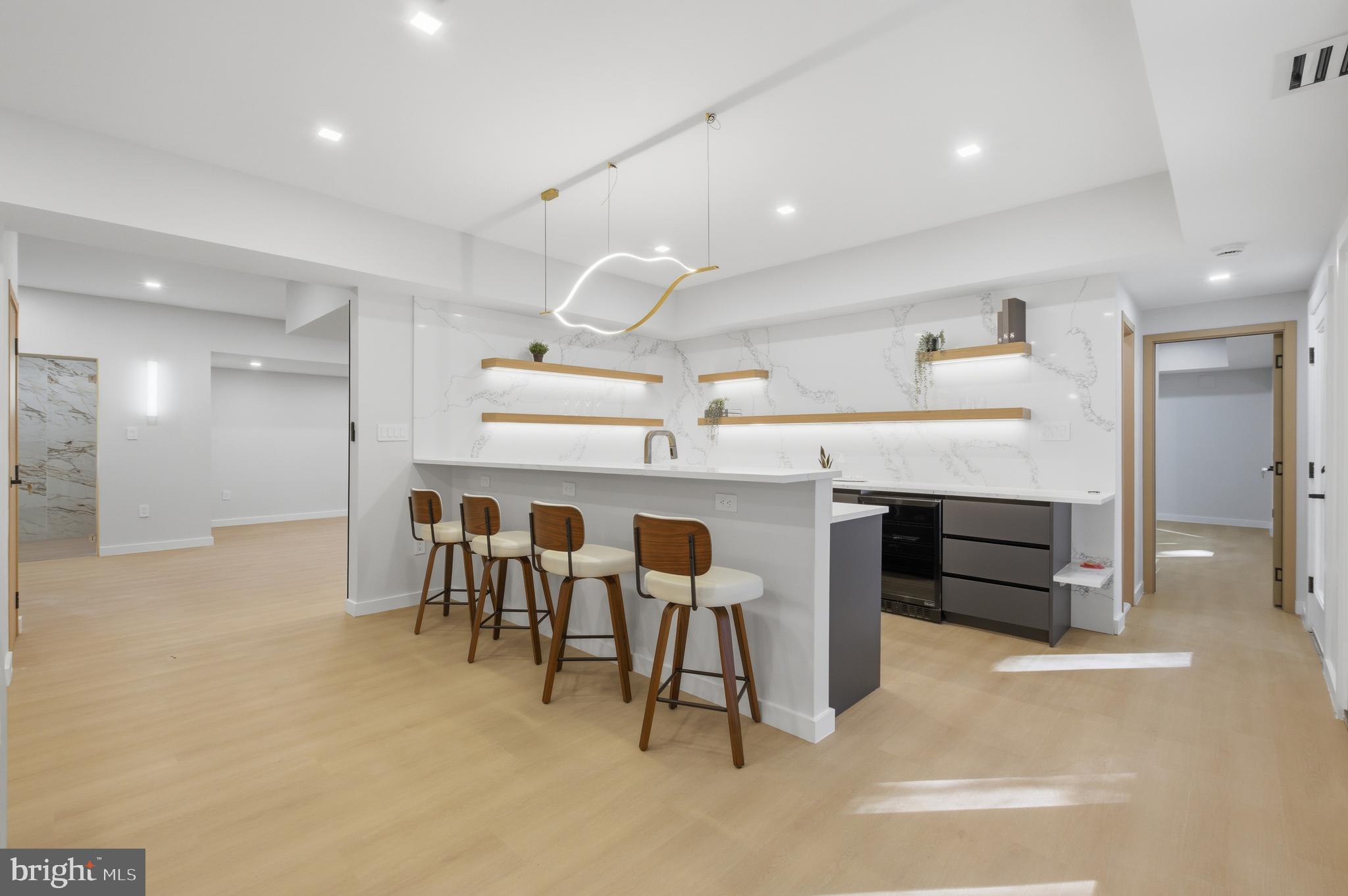 BASIL COURT - Residential