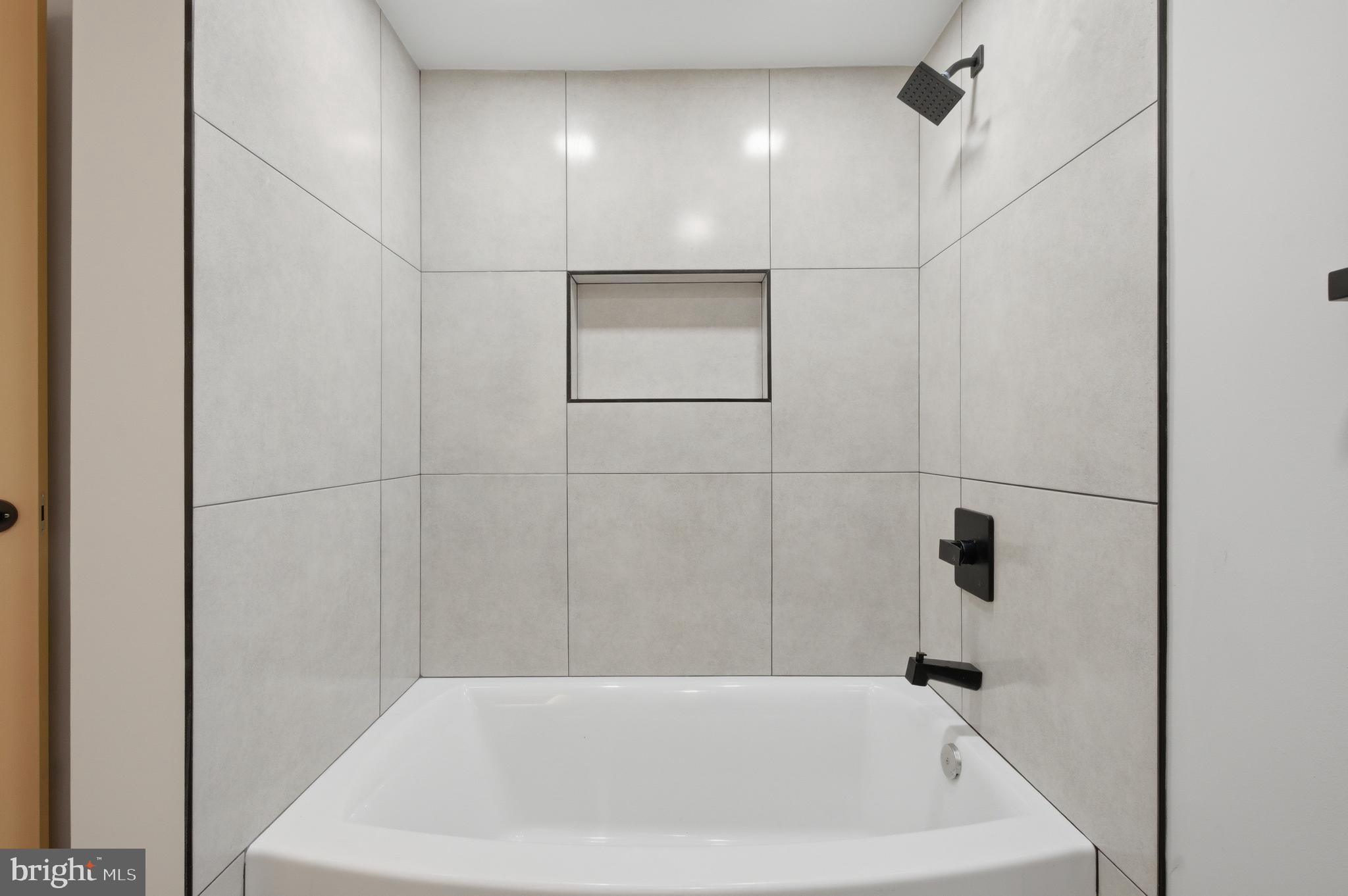 BASIL COURT - Residential