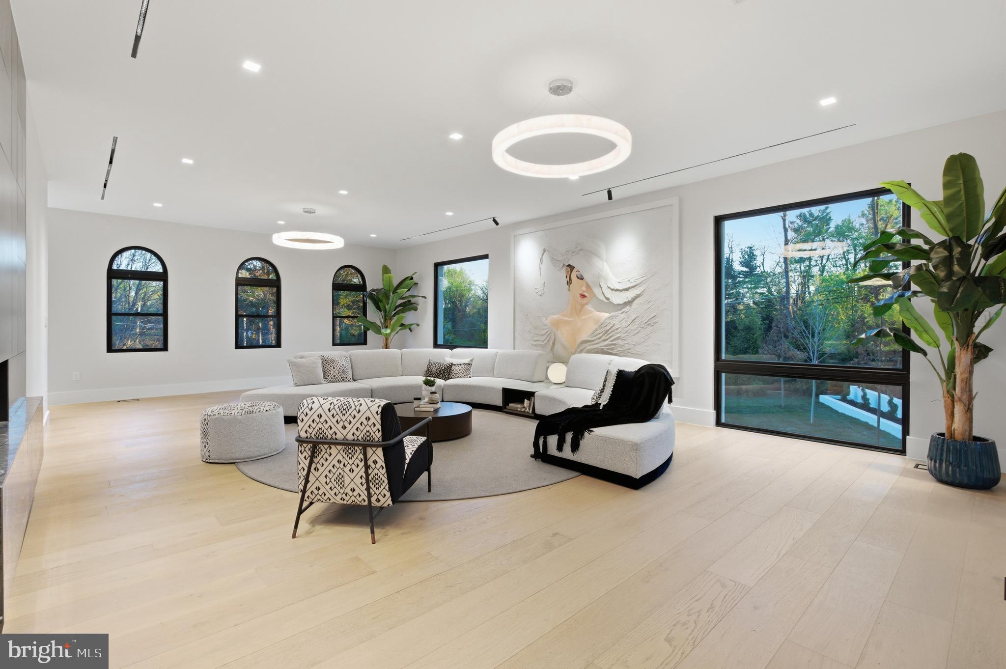 BASIL COURT - Residential