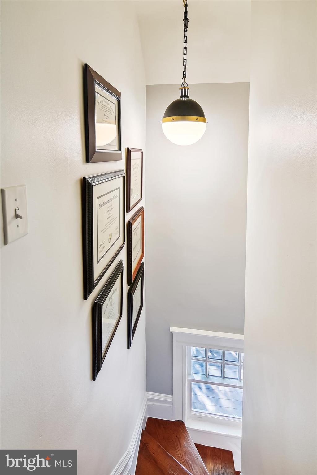 ROLAND PARK - Residential