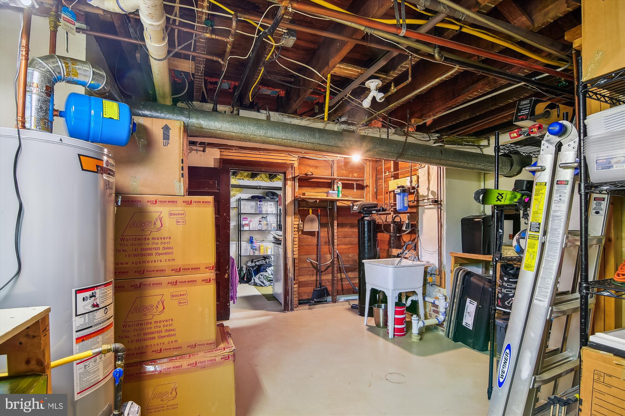 ROLAND PARK - Residential