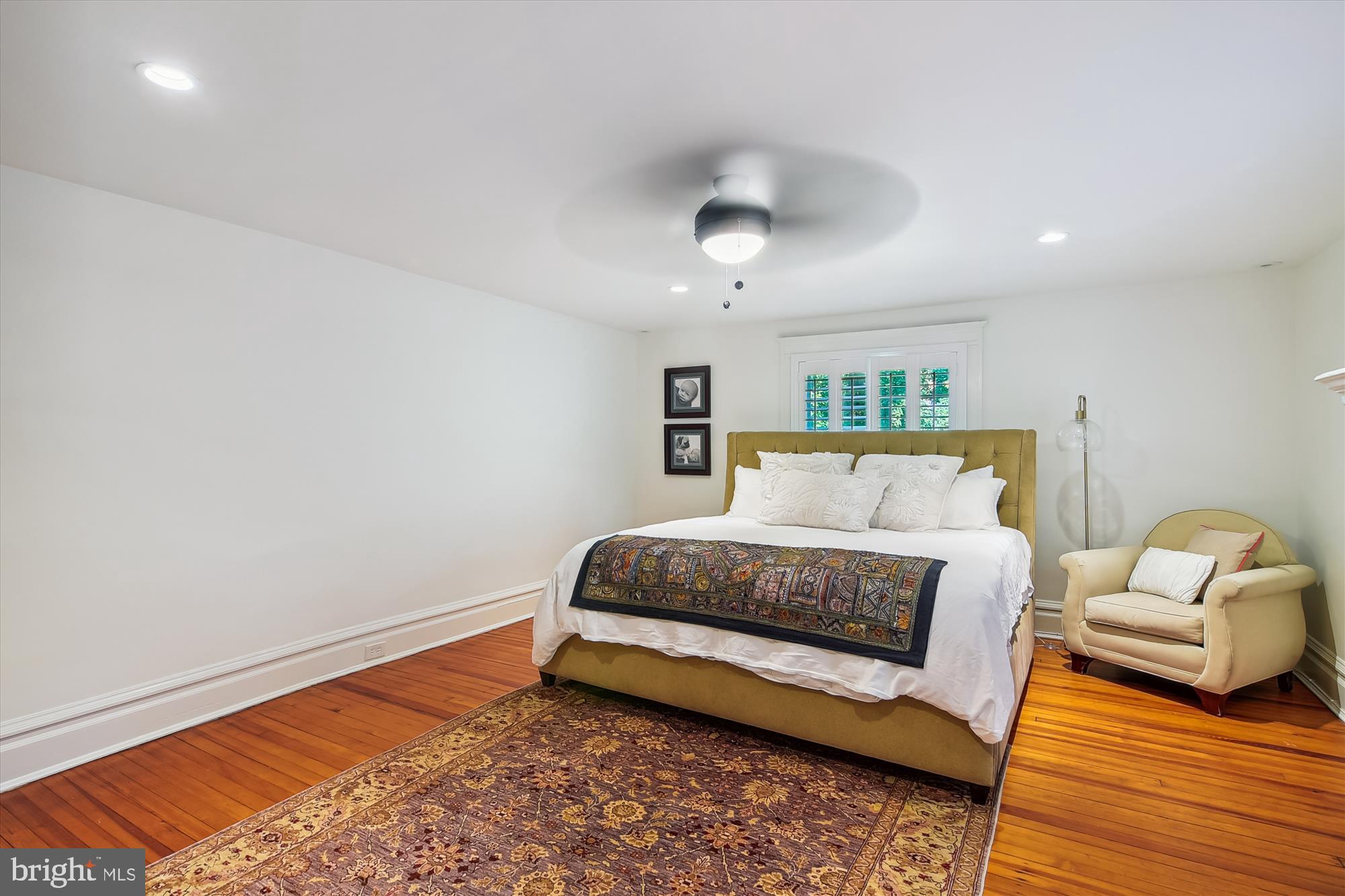 ROLAND PARK - Residential