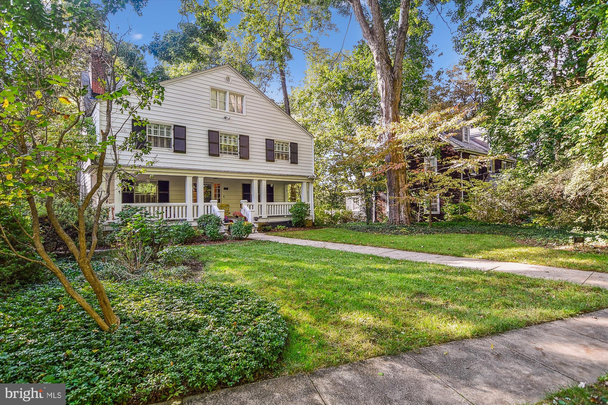 ROLAND PARK - Residential