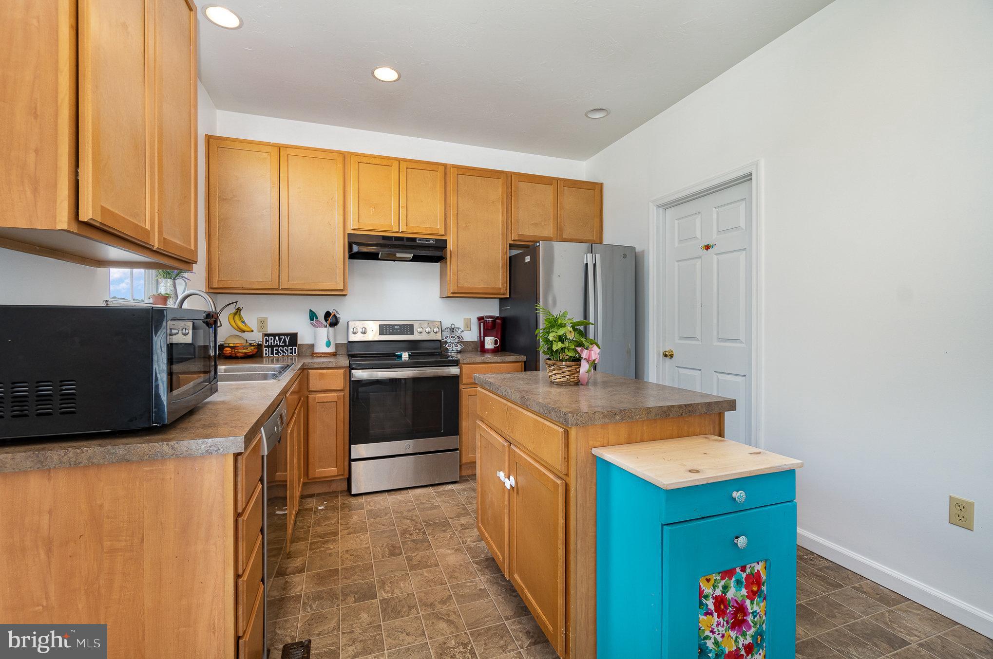 JACKSON HEIGHTS - Residential Lease