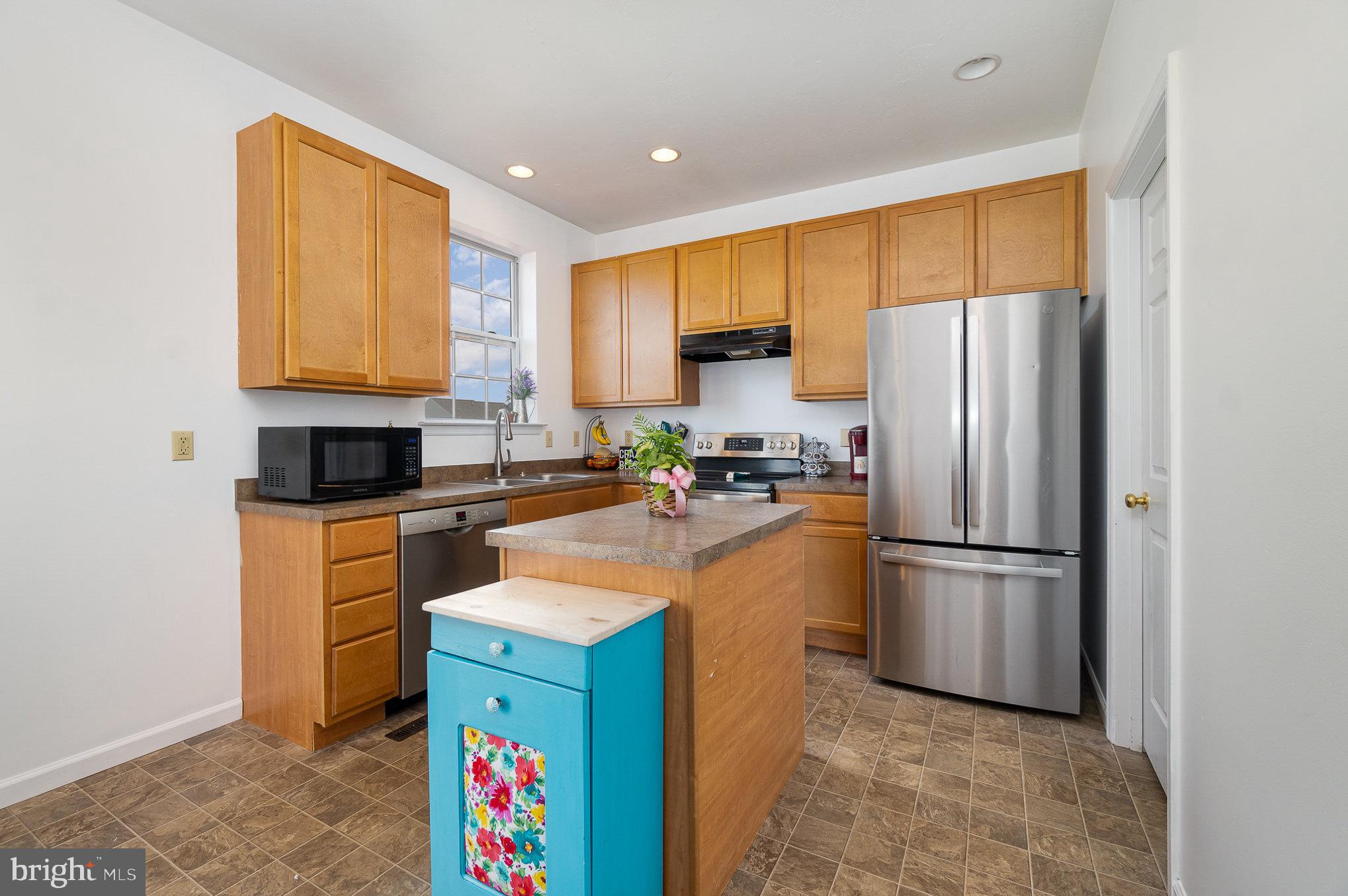 JACKSON HEIGHTS - Residential Lease