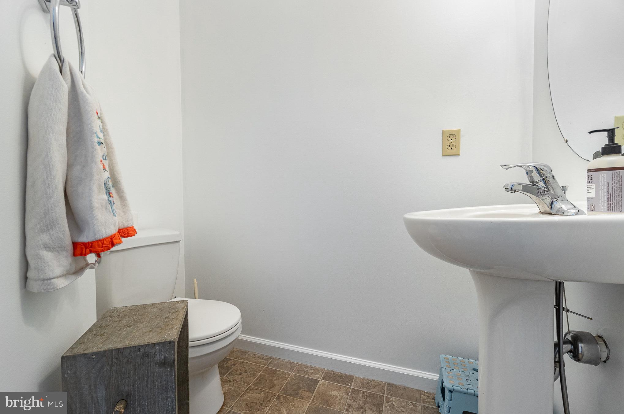 JACKSON HEIGHTS - Residential Lease