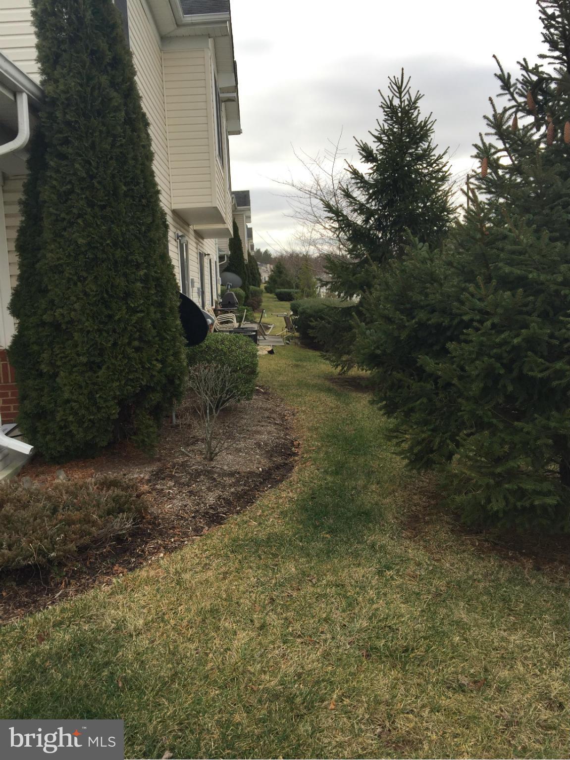 SEVEN OAKS - Residential Lease