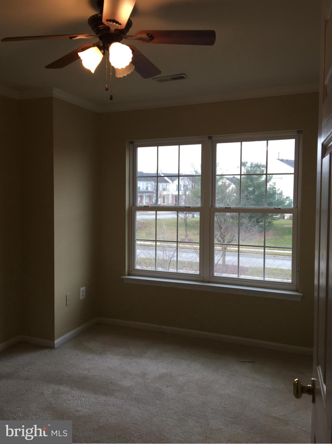 SEVEN OAKS - Residential Lease