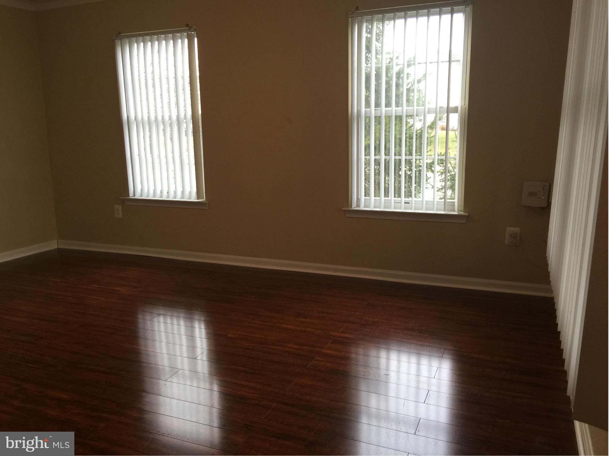 SEVEN OAKS - Residential Lease