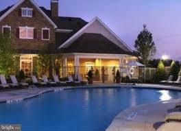 SEVEN OAKS - Residential Lease