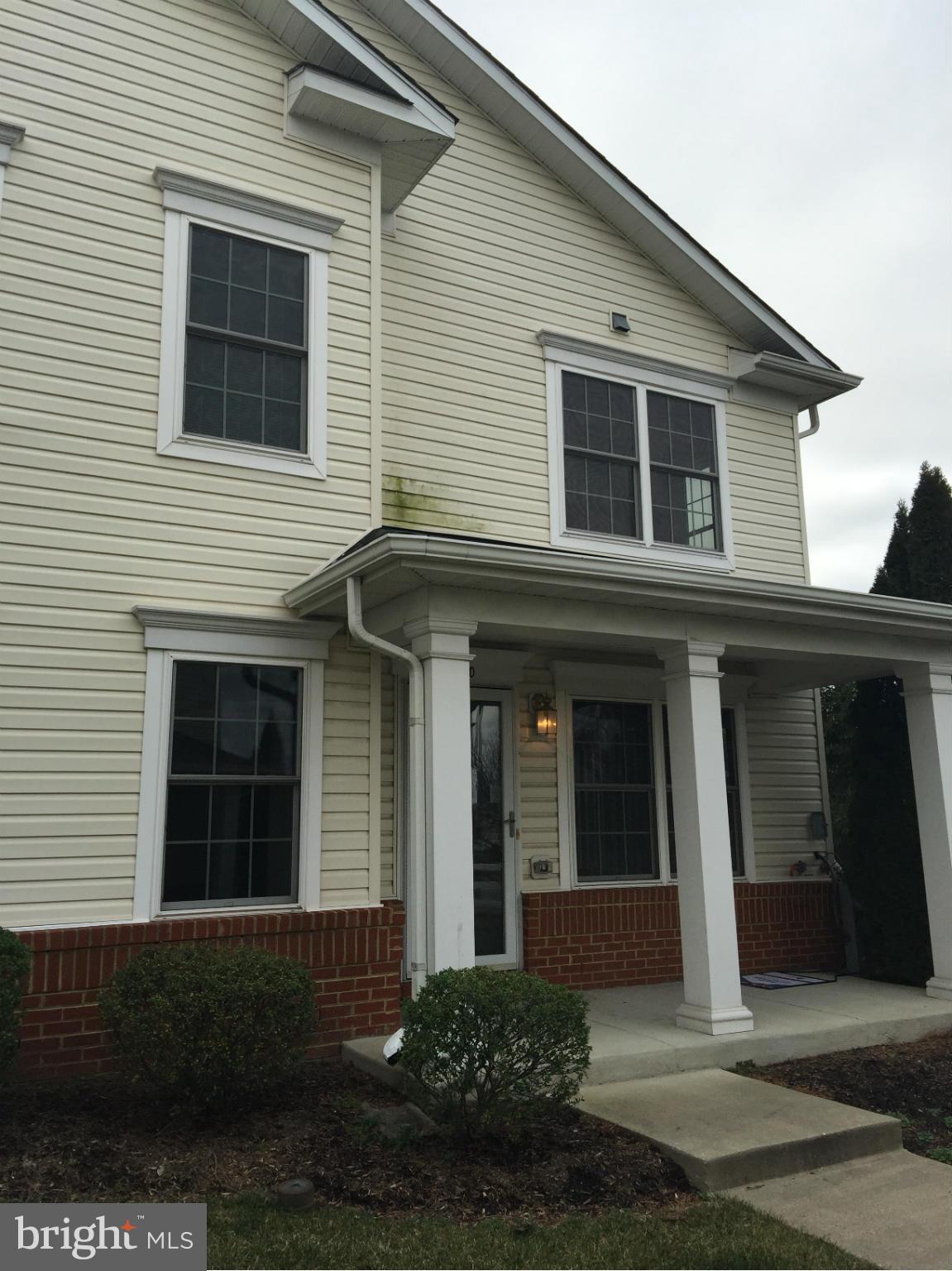 SEVEN OAKS - Residential Lease