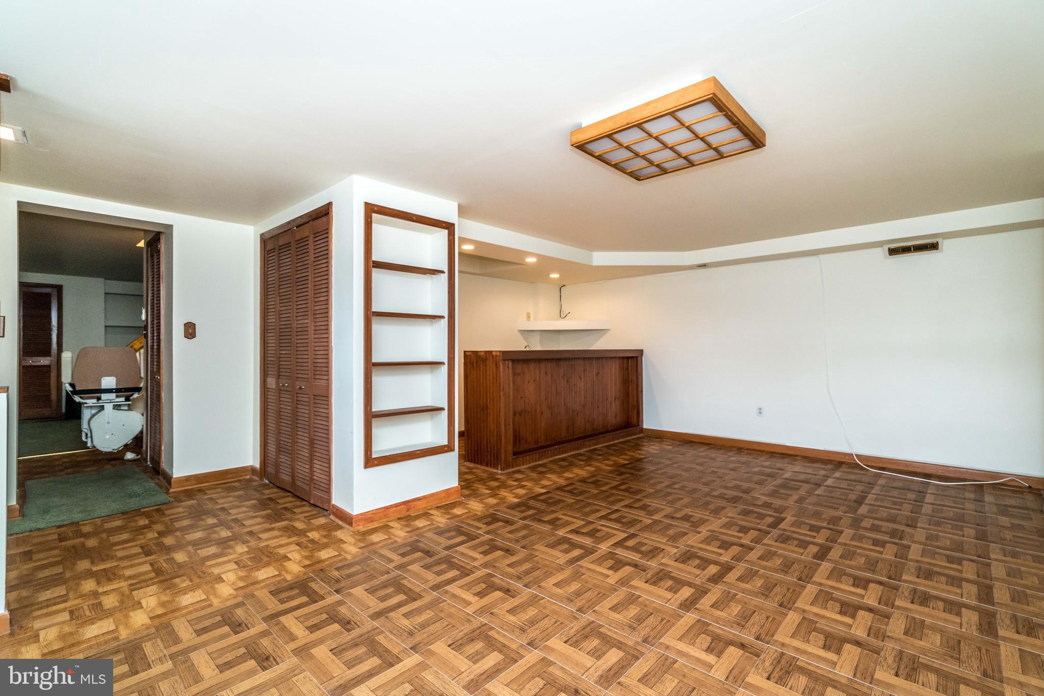 PARKVILLE - Residential