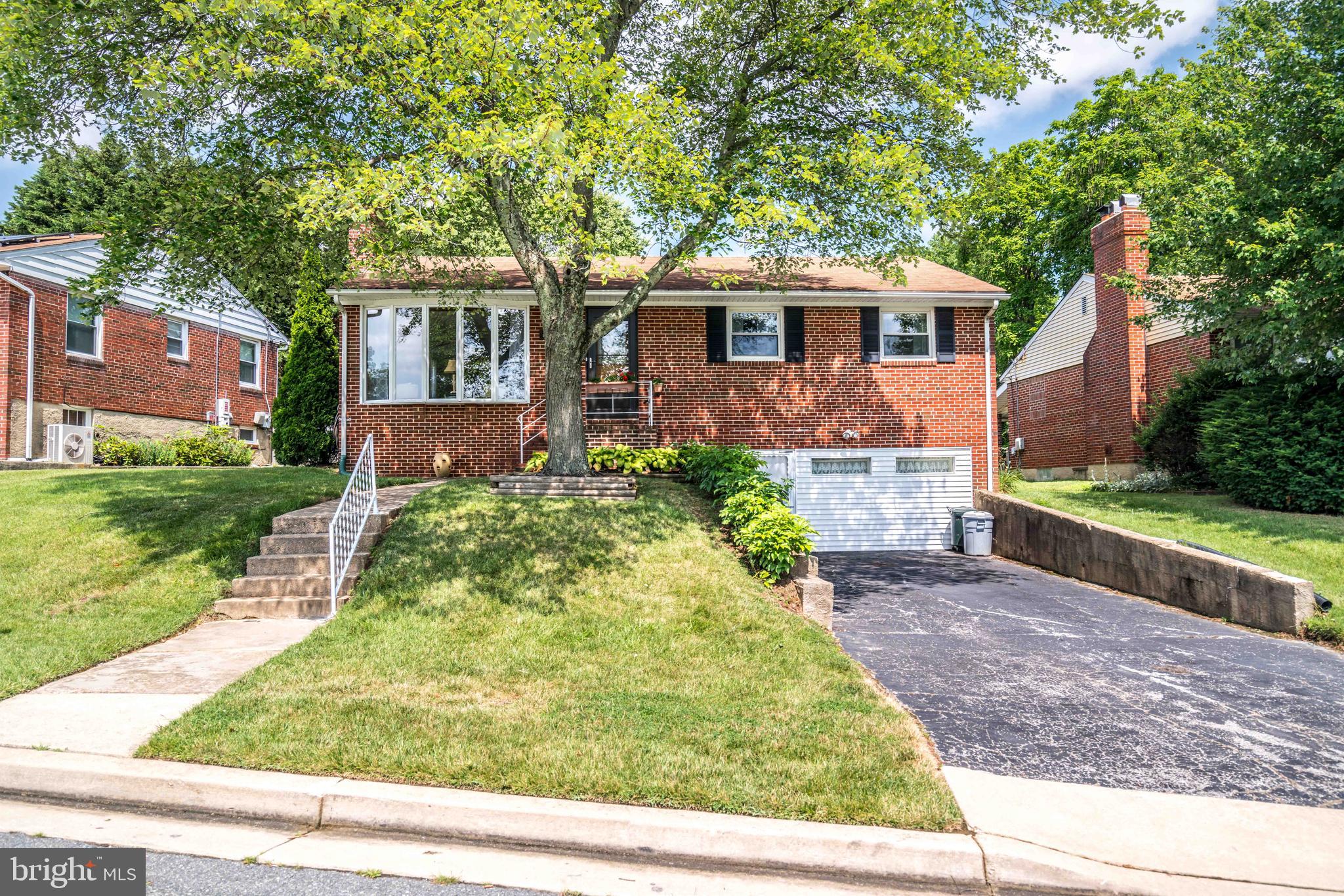 PARKVILLE - Residential