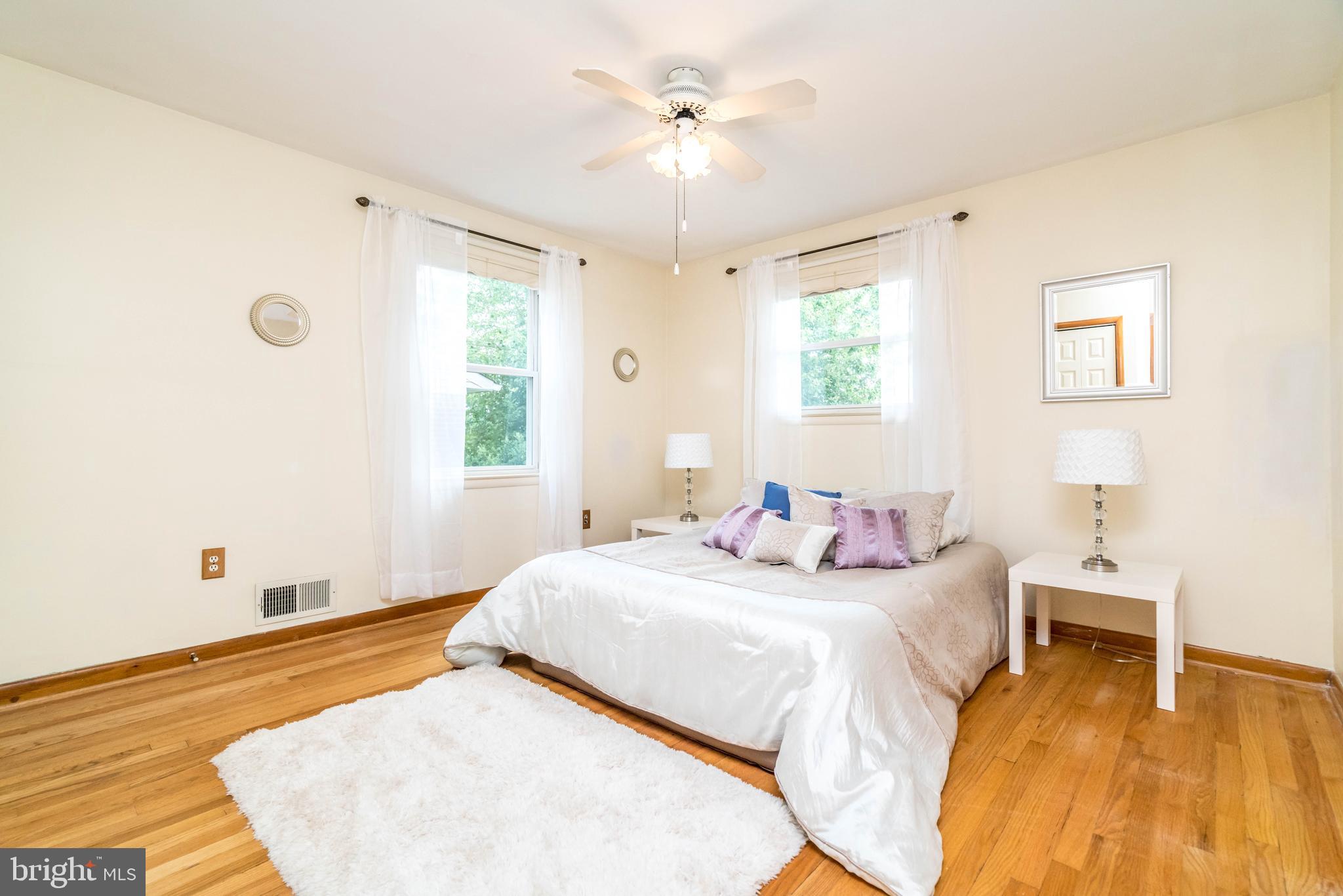 PARKVILLE - Residential